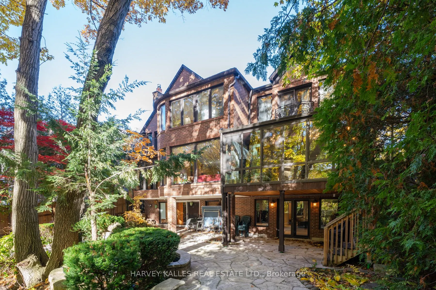 7 Ridgewood Road
