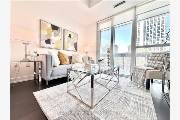 39 Roehampton Avenue #701