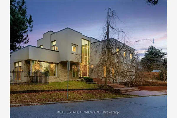 128 Laurentide Drive