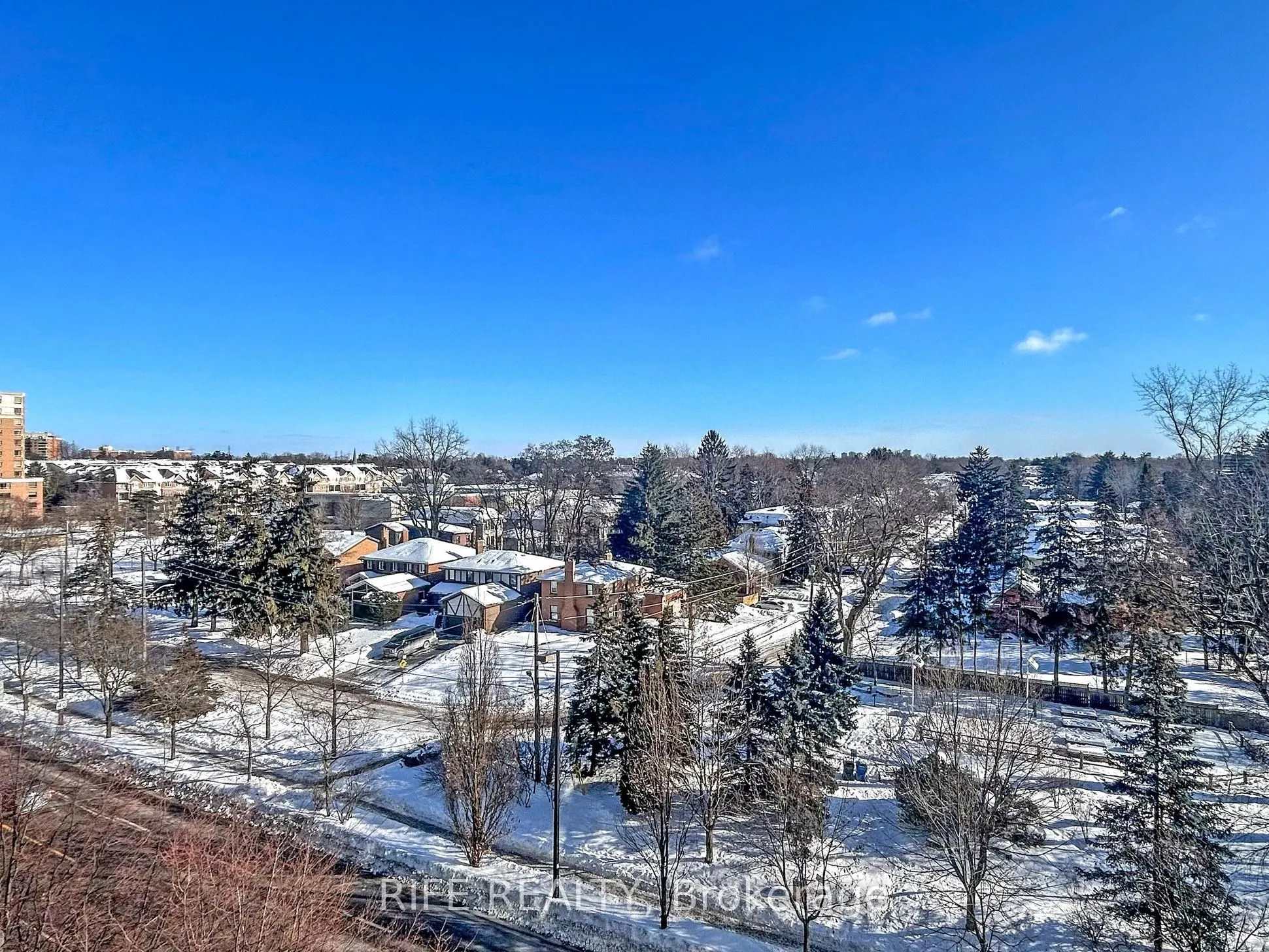 260 Doris Avenue #906
