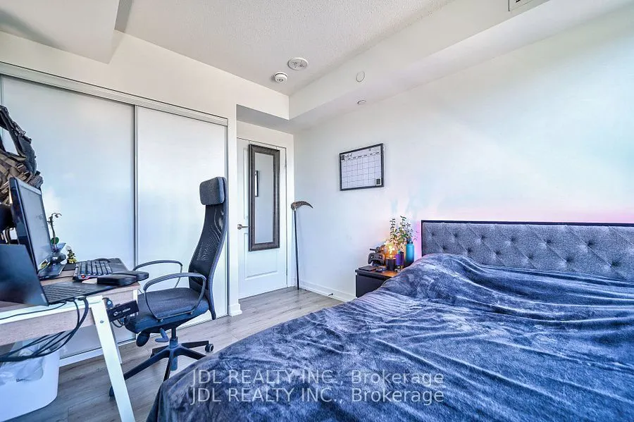 395 Bloor Street E #1608