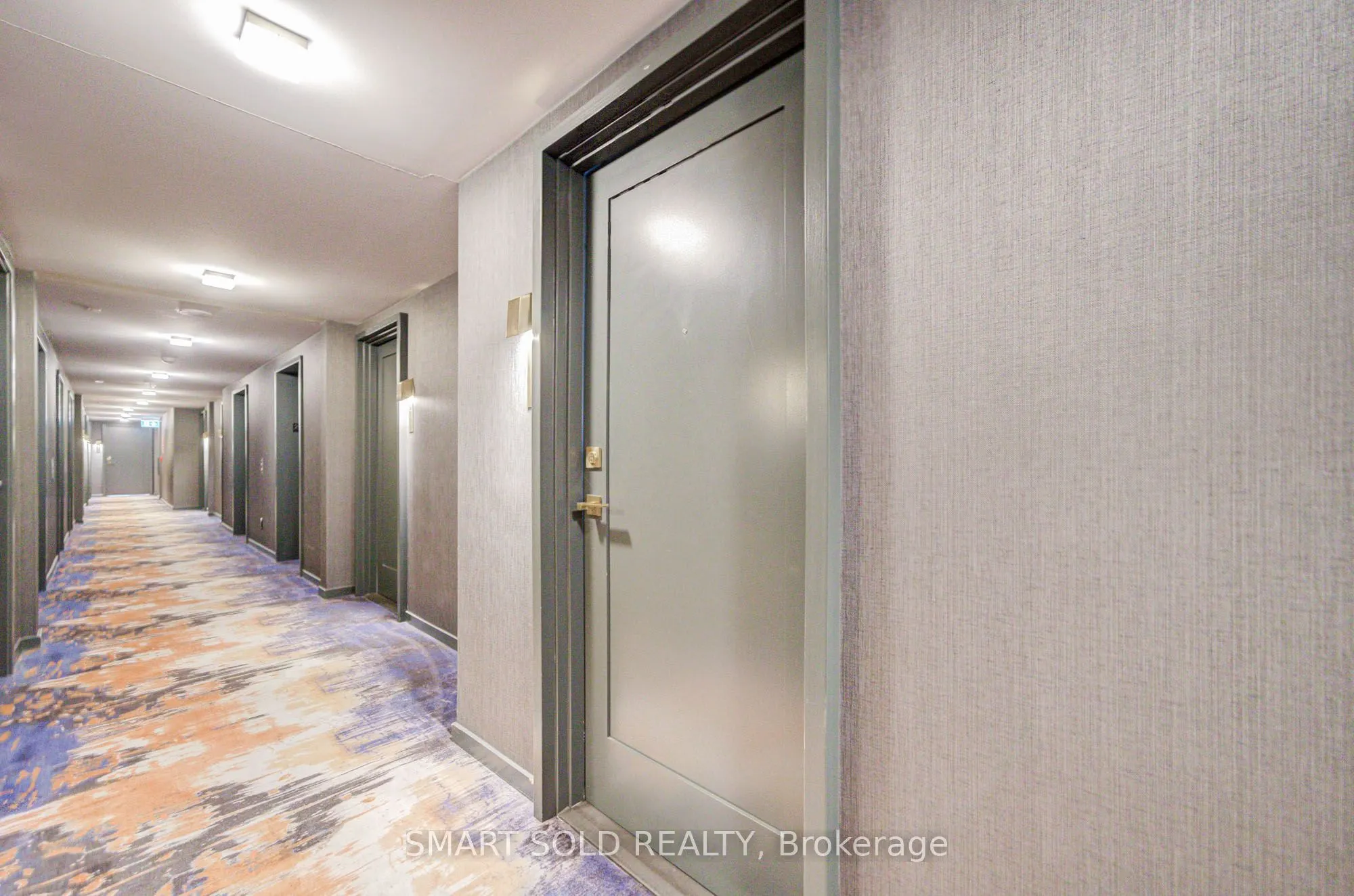 50 Charles Street E #2909