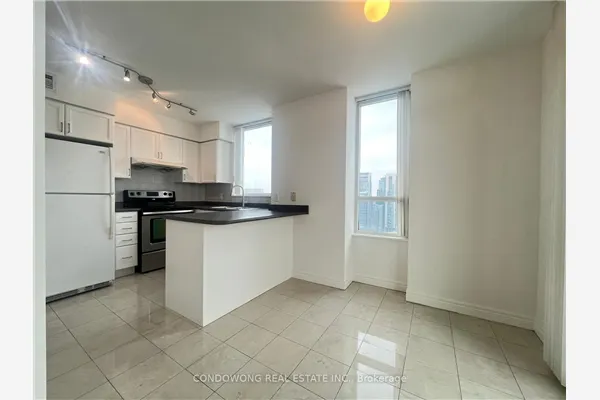 23 Hollywood Avenue #3605