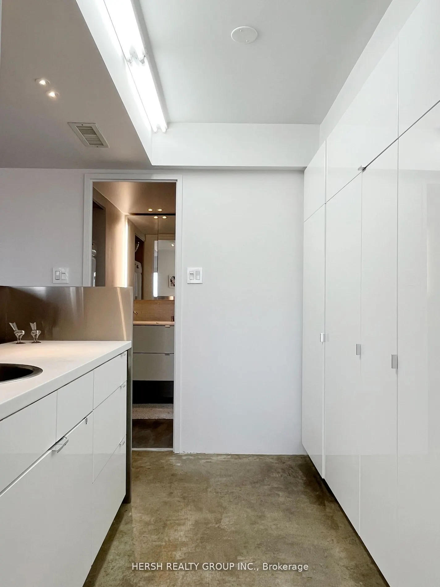 1001 Bay Street #2316