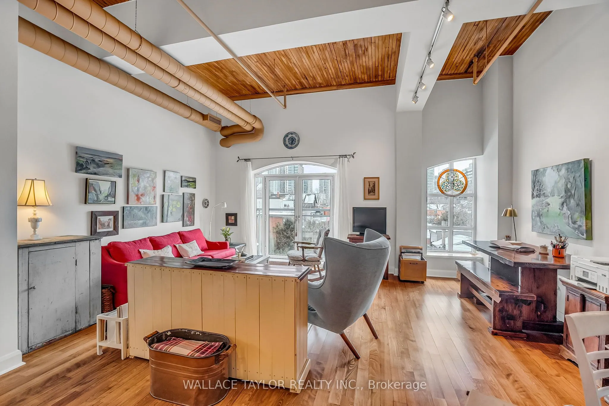 993 Queen Street W #208