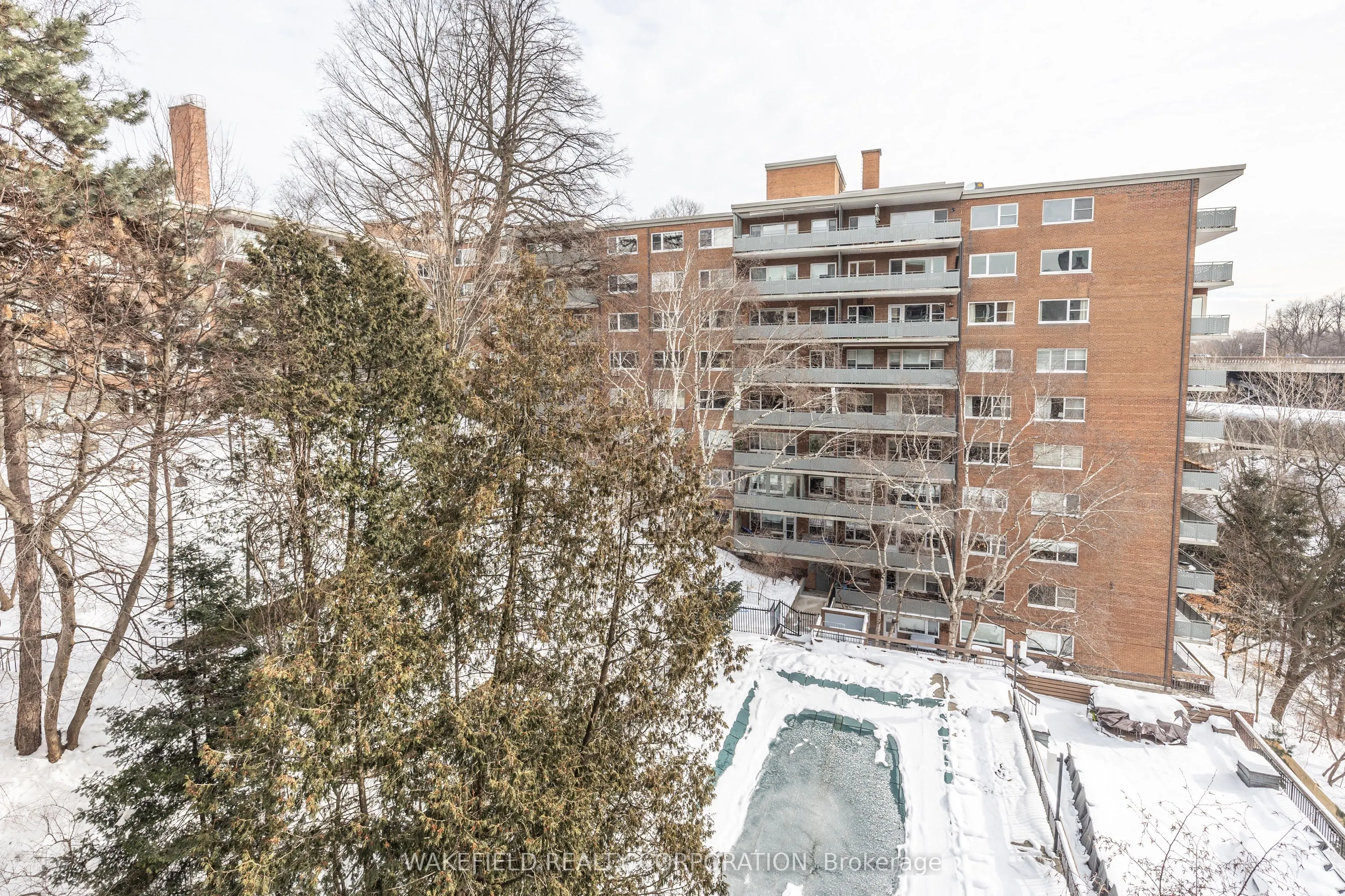 21 Dale Avenue ## 635