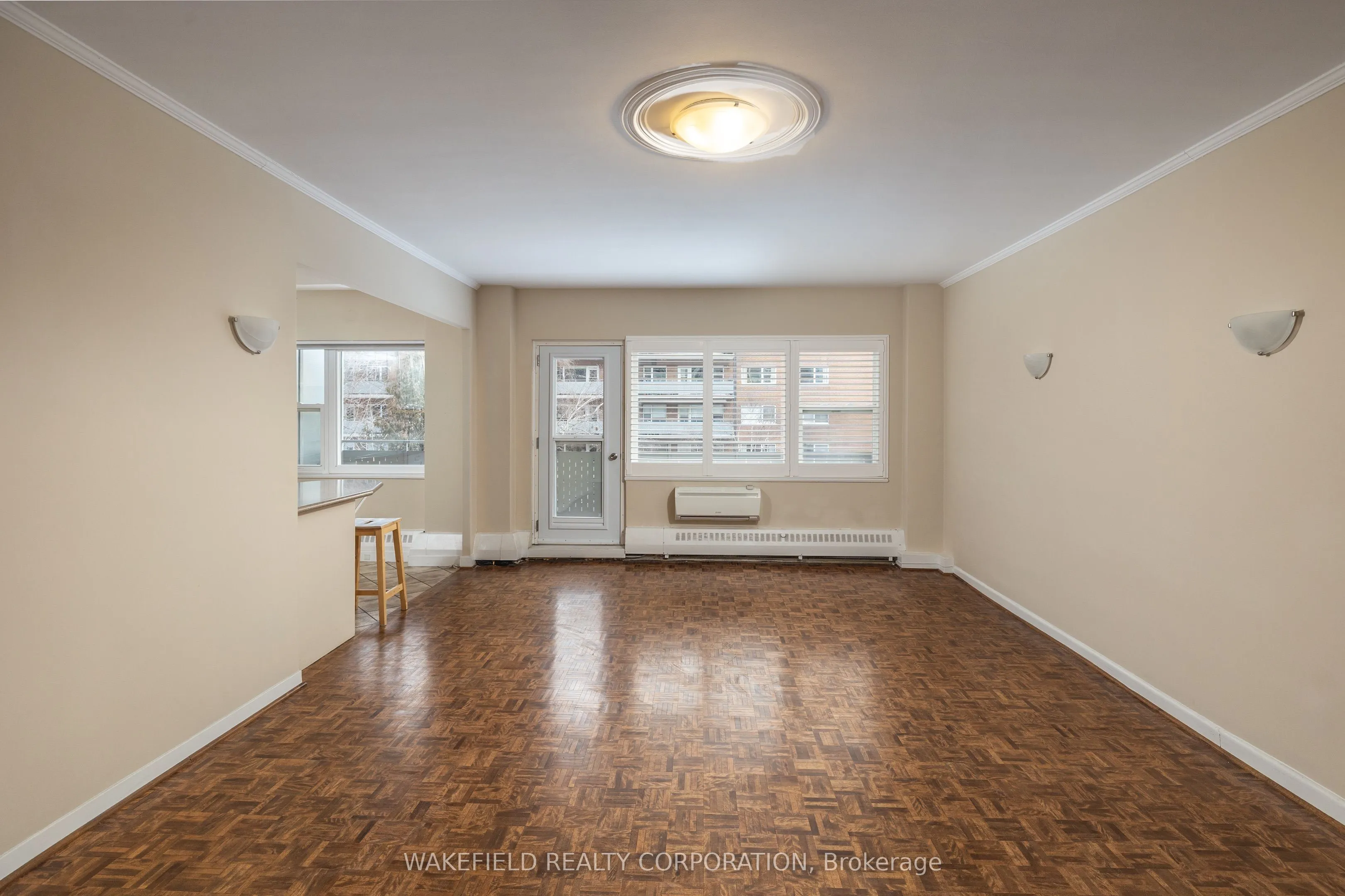 21 Dale Avenue ## 635
