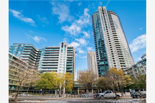209 Fort York Boulevard #167