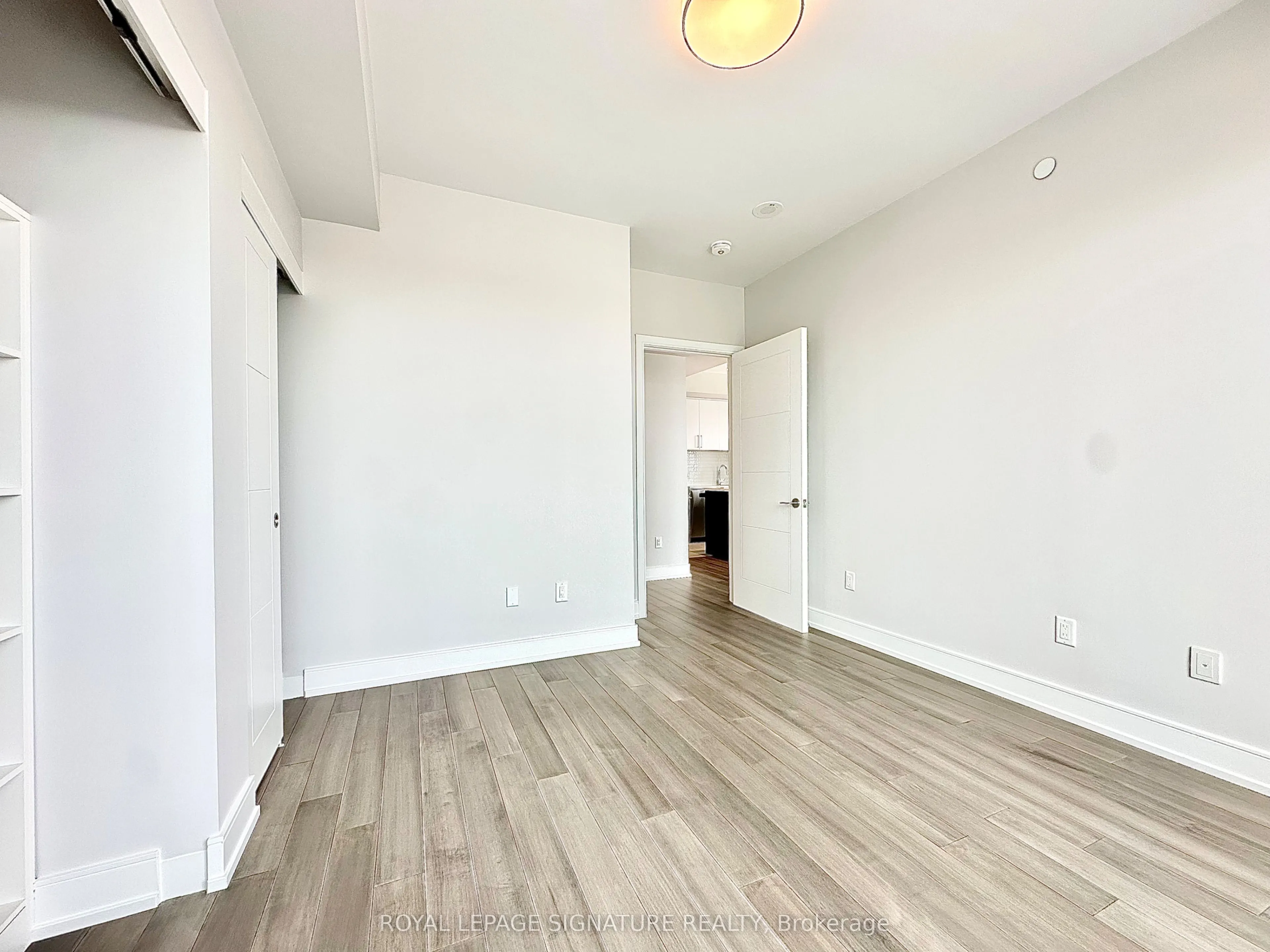 2525 Bathurst Street #909