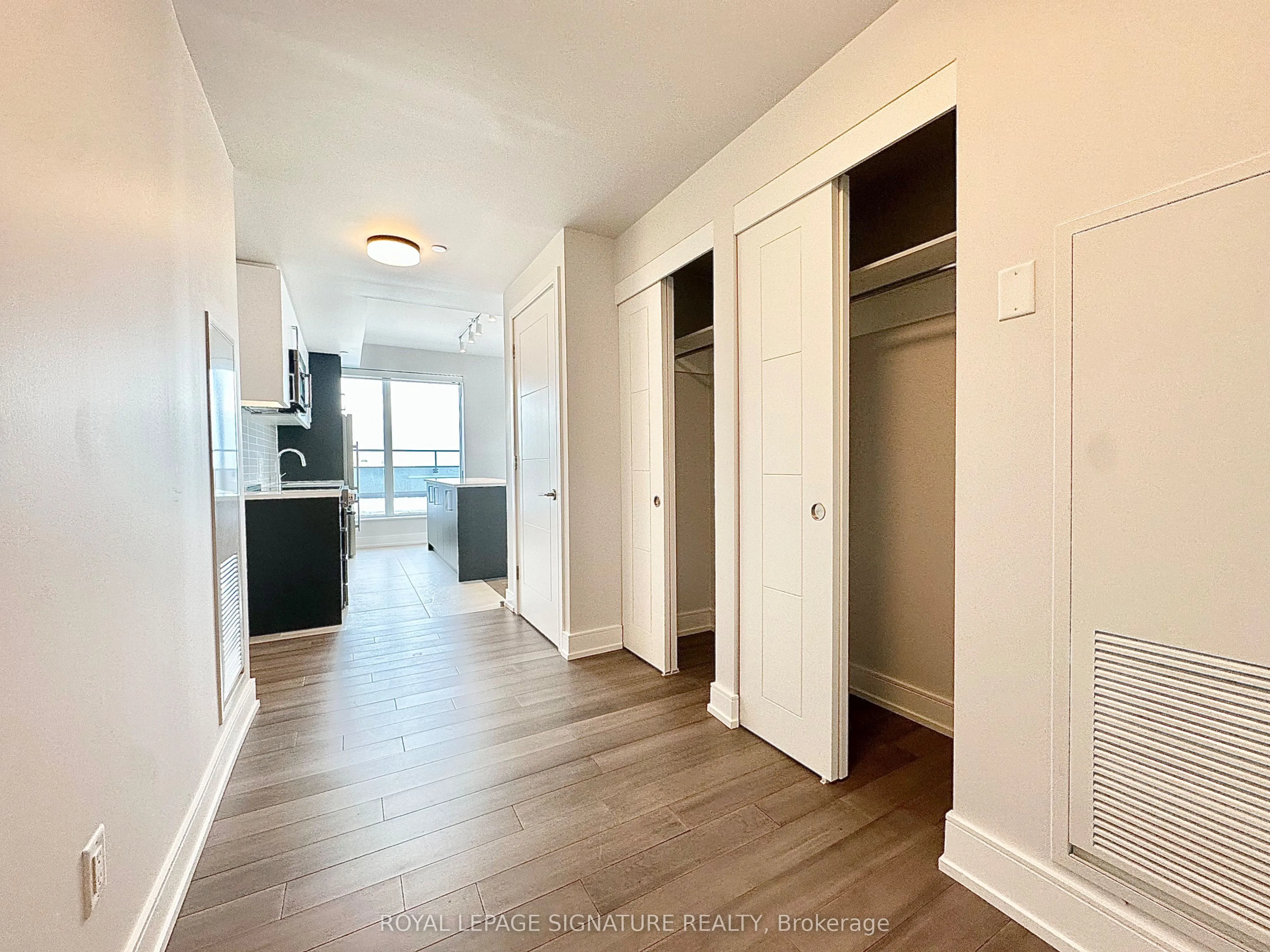 2525 Bathurst Street #909