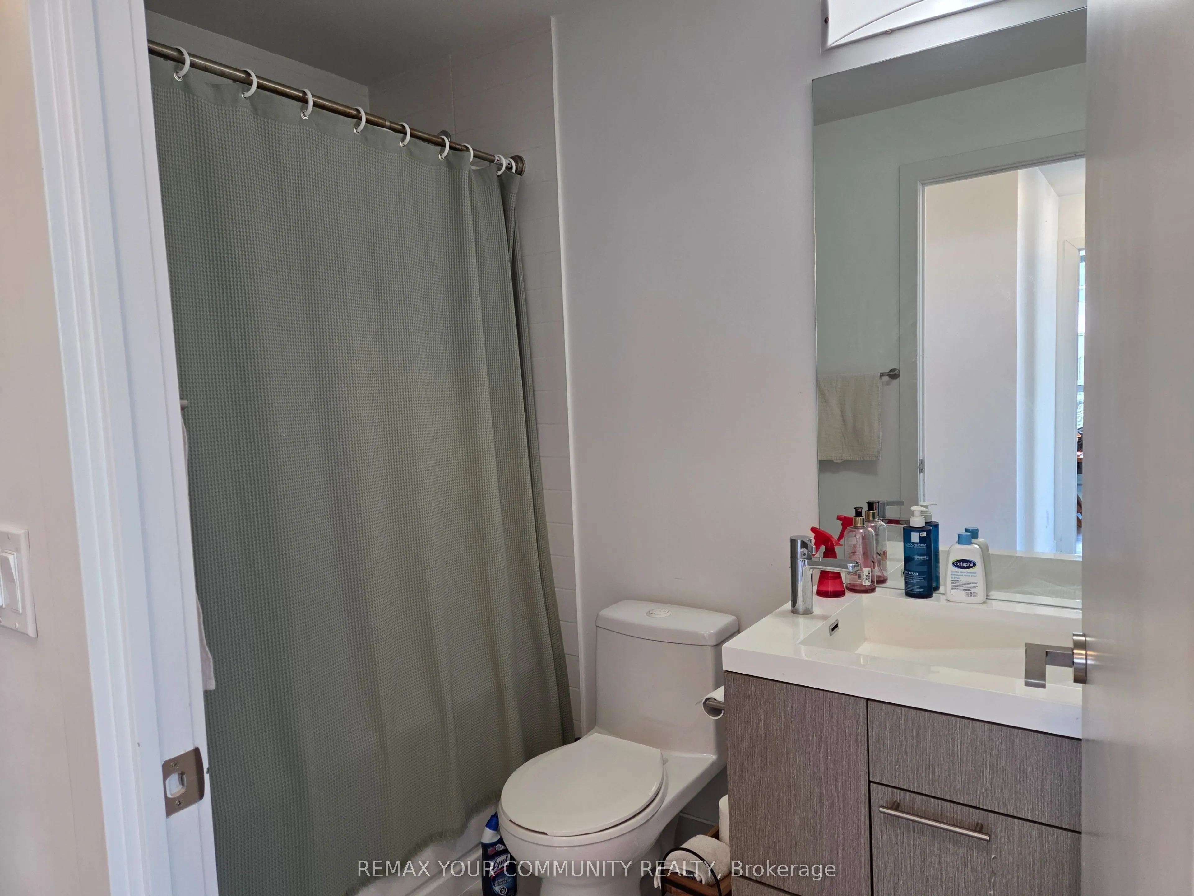 199 RICHMOND Street W #1602