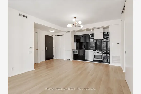 125 Peter Street #2308