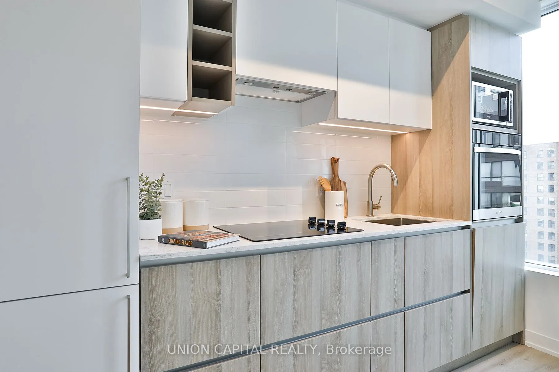 319 Jarvis Street #1005