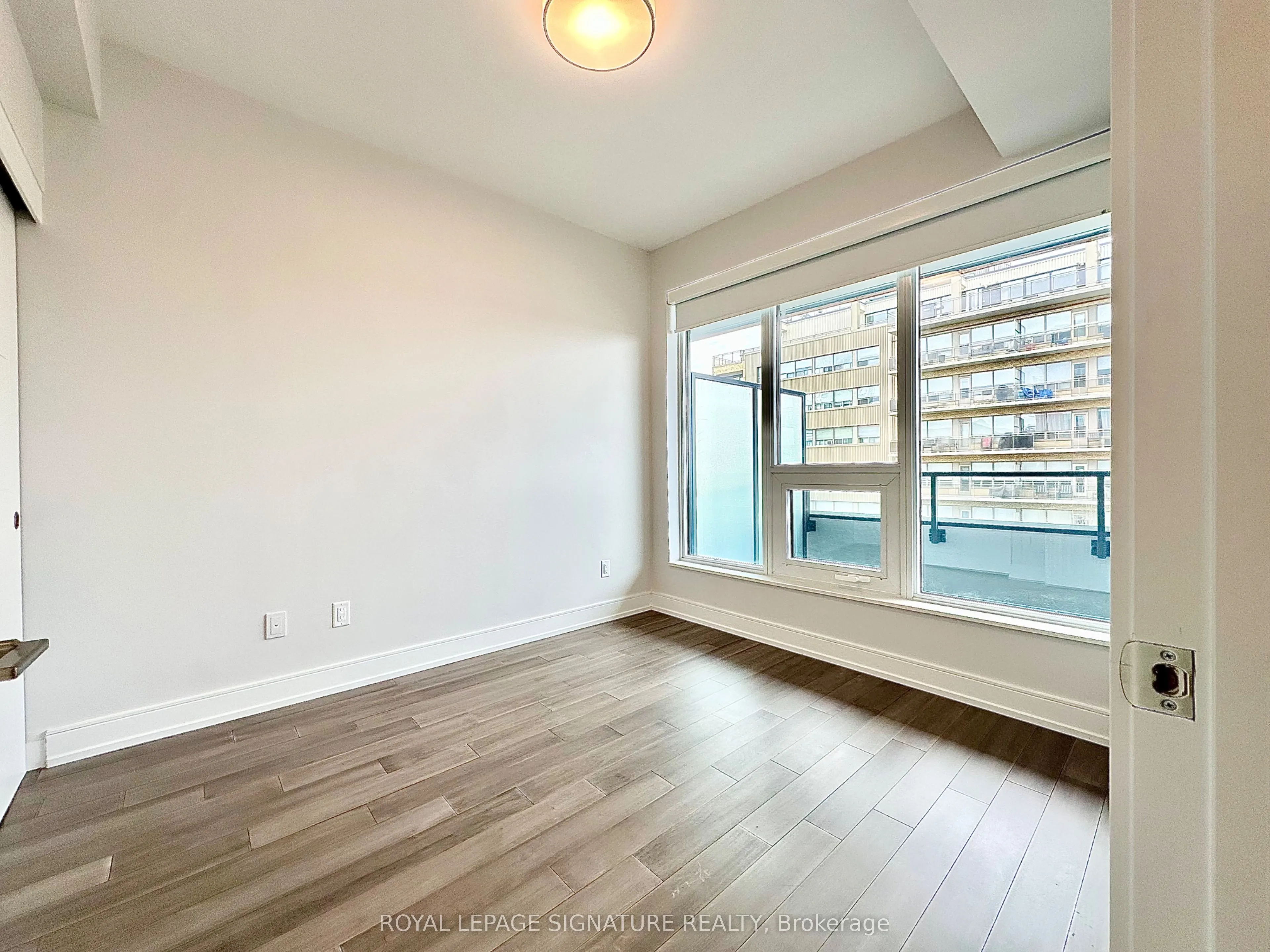 2525 Bathurst Street #905