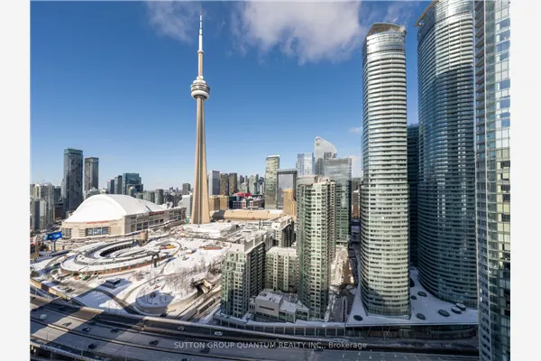 208 Queens Quay W #3512