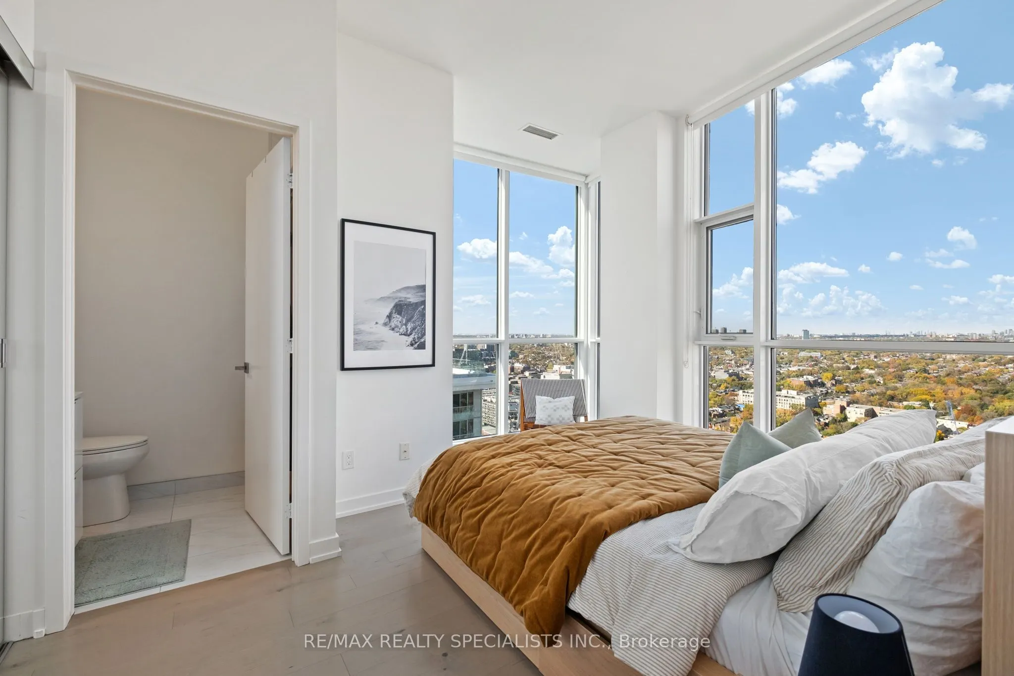 50 Ordnance Street #3505