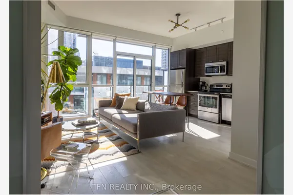 50 Bruyeres Mews #726