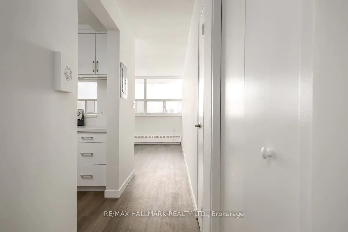 5949 Yonge Street #1105