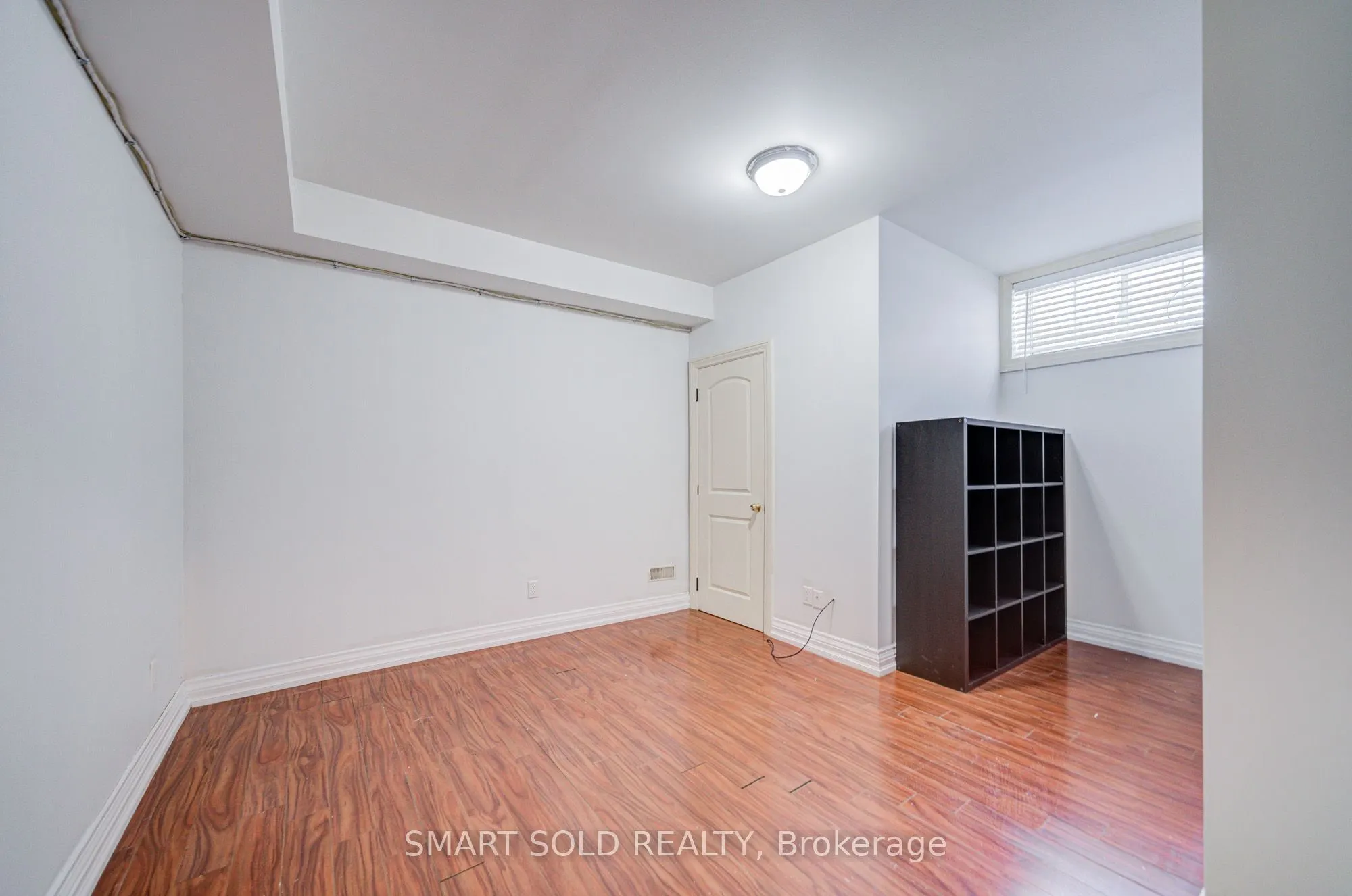 213 Maplehurst Avenue #Lower