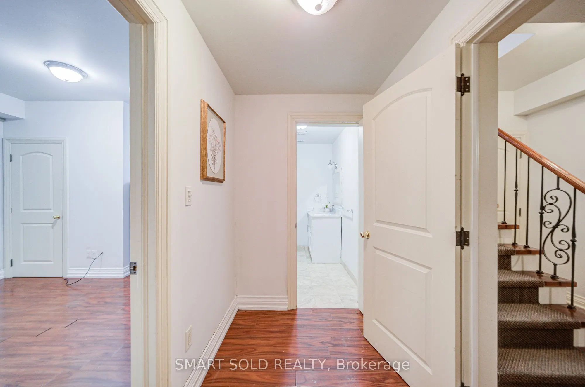 213 Maplehurst Avenue #Lower