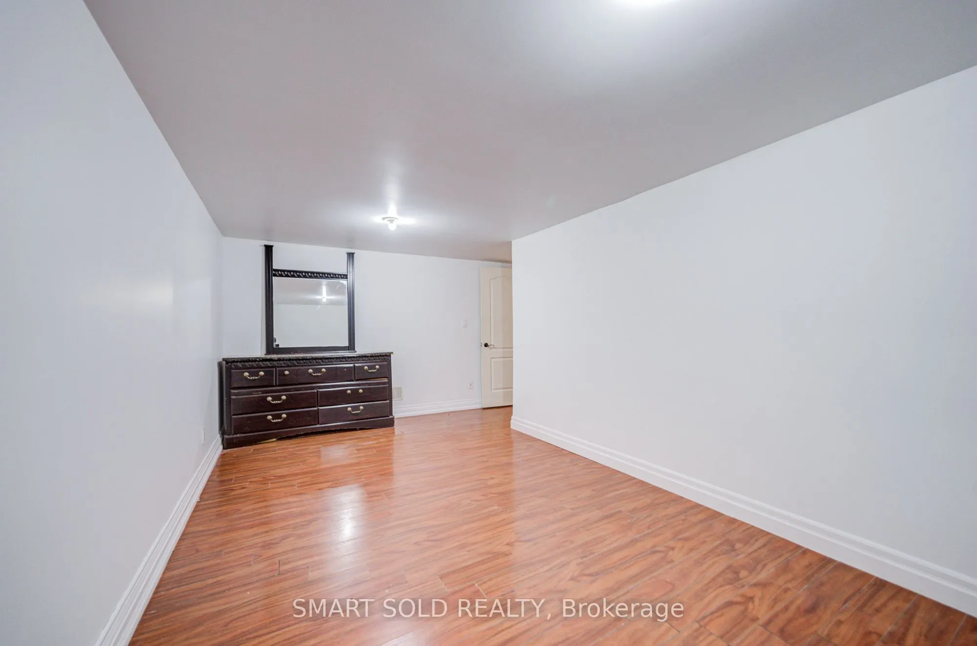 213 Maplehurst Avenue #Lower
