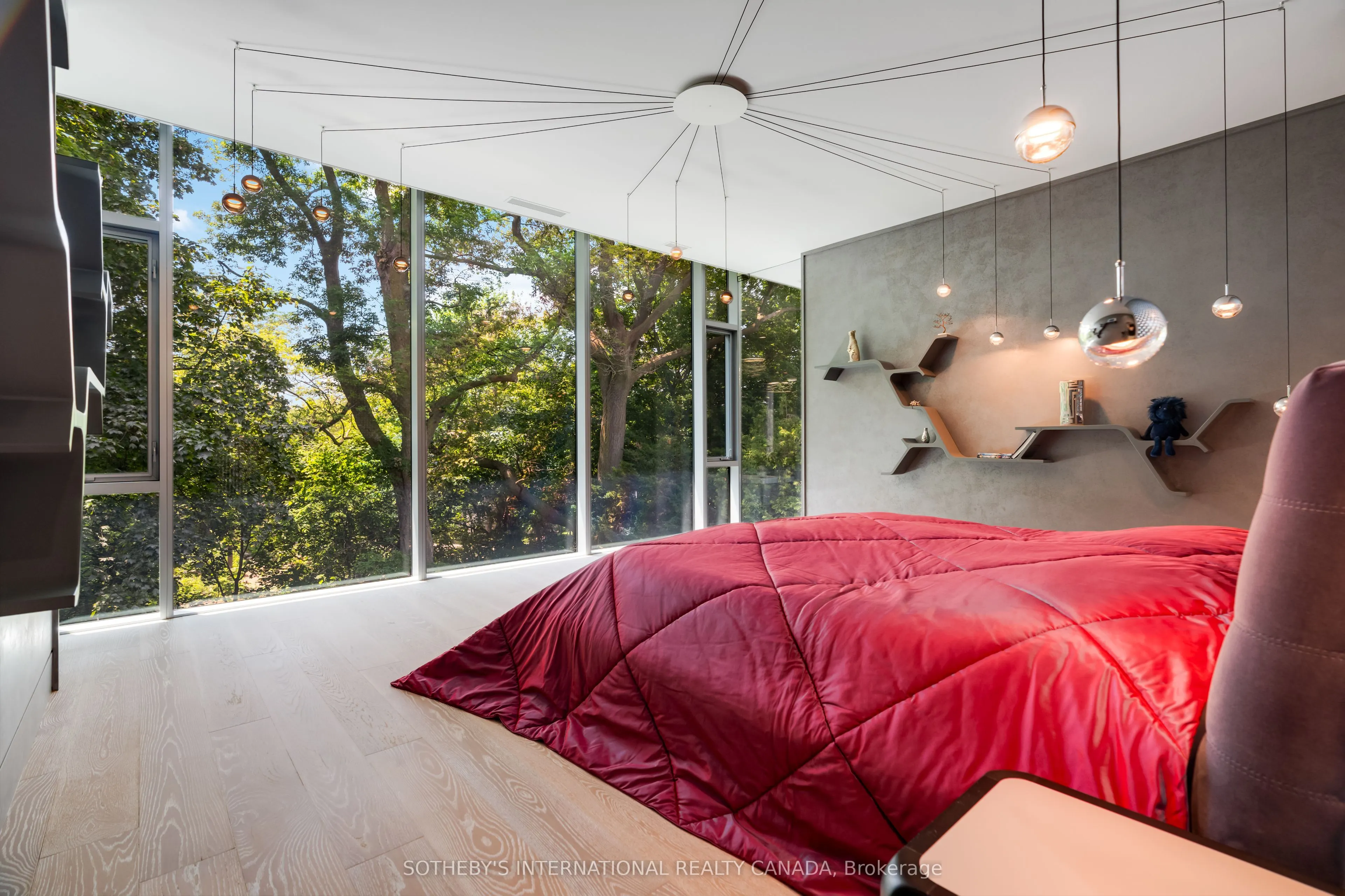 130 Riverview Drive