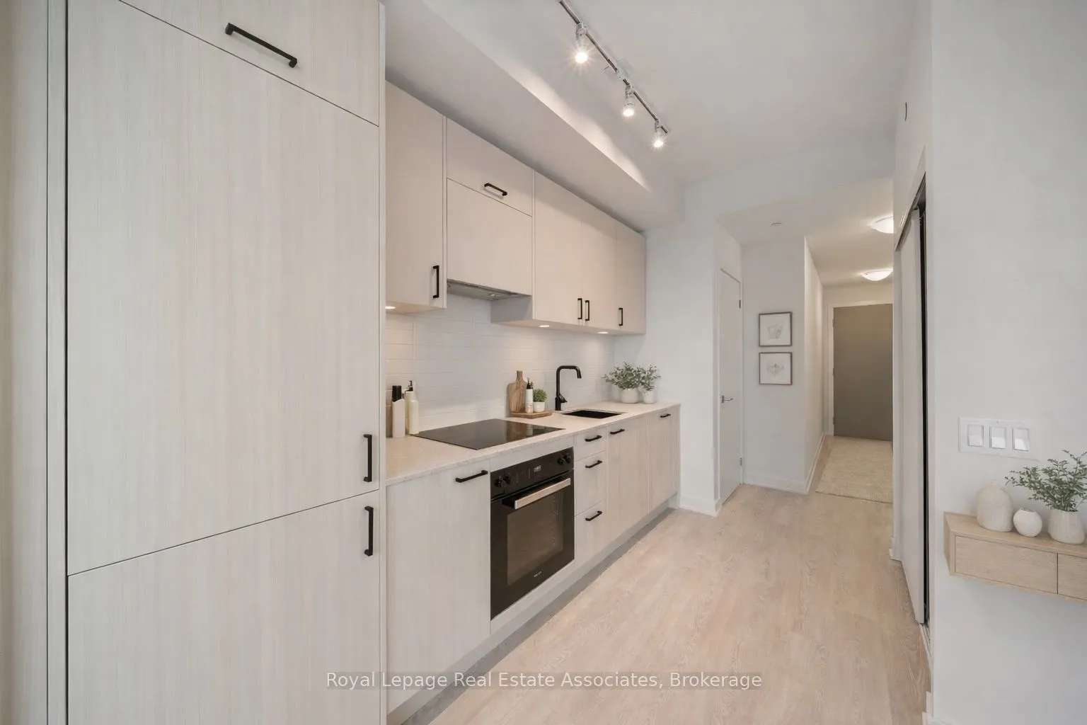 1 Quarrington Lane #1004