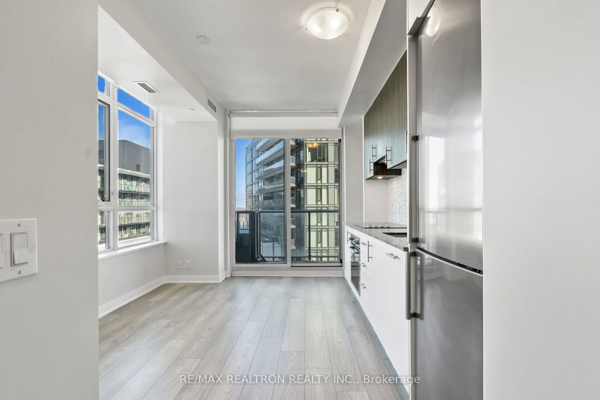 120 Parliament Street #1805