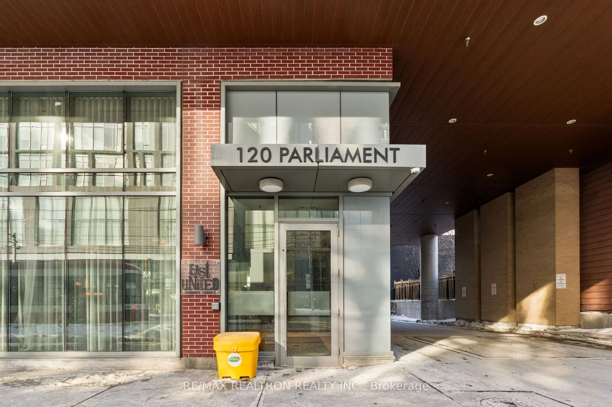 120 Parliament Street #1805