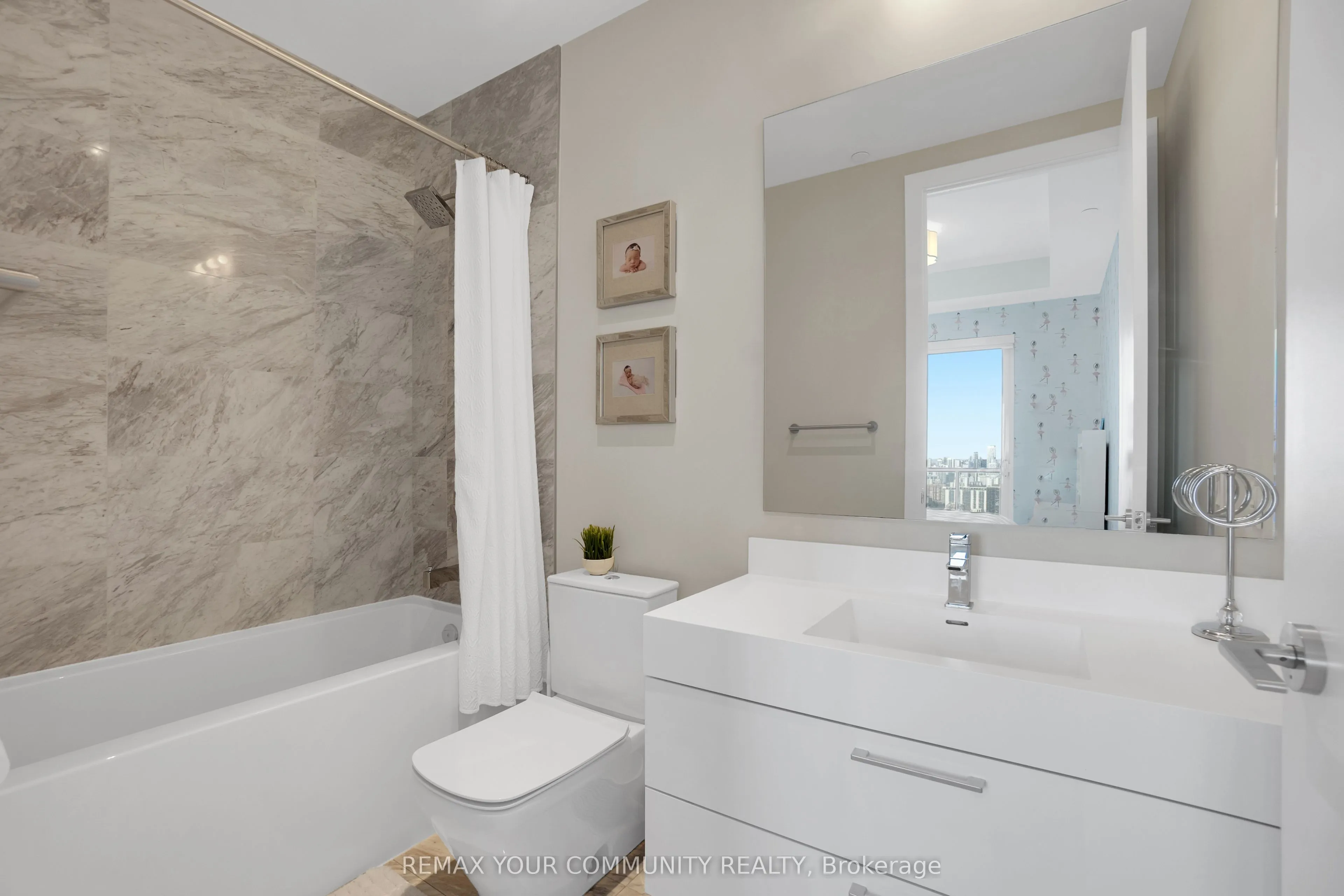 1 Yorkville Avenue #5405