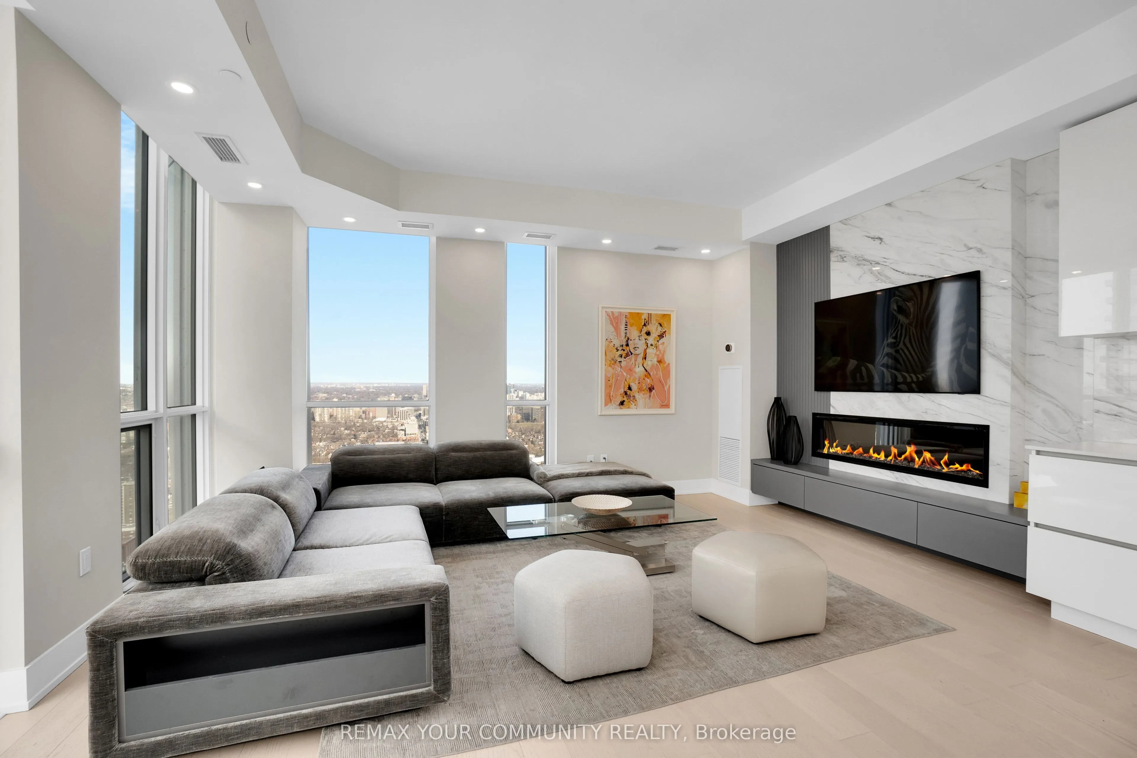 1 Yorkville Avenue #5405