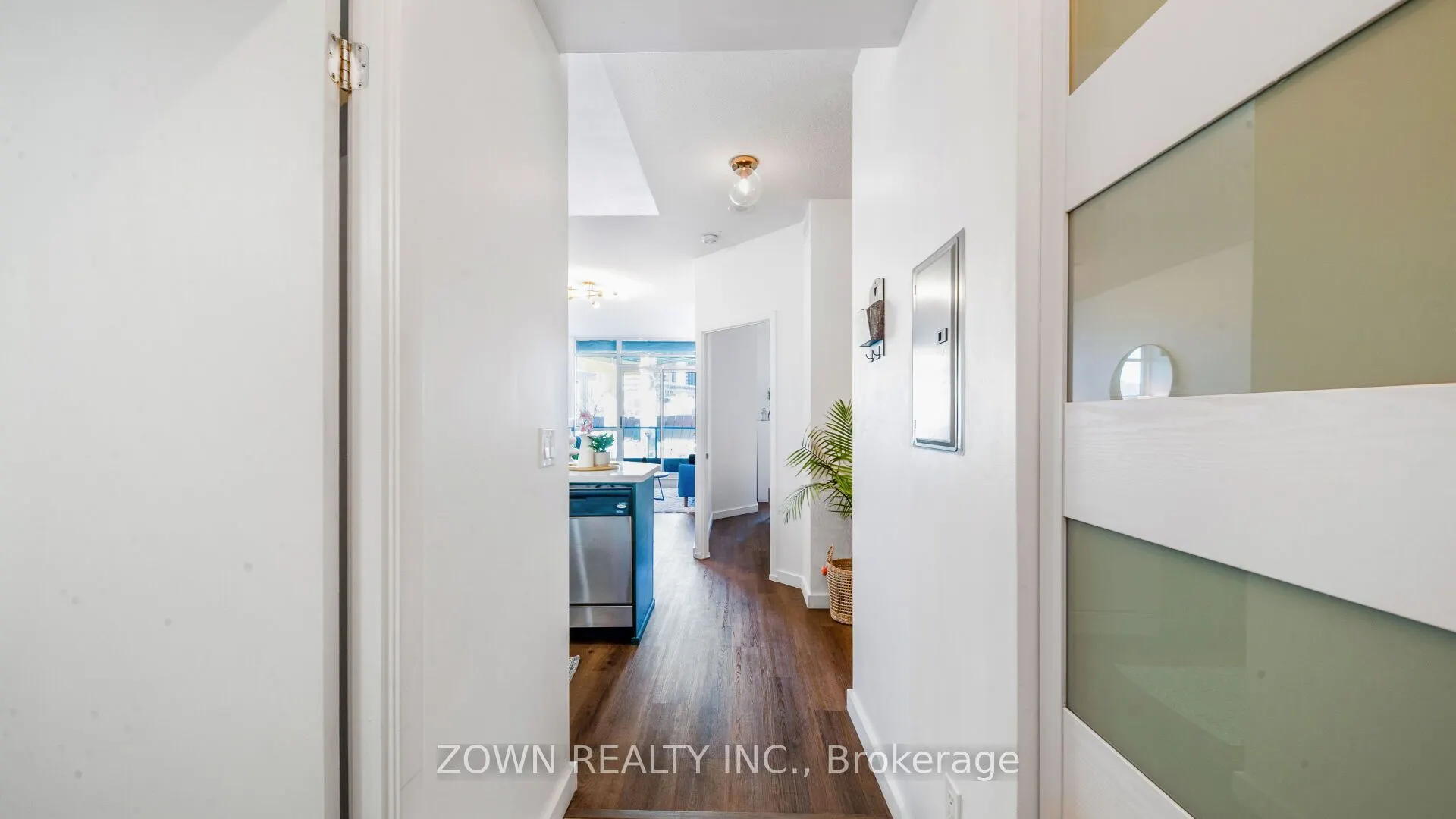 231 Fort York Boulevard #220