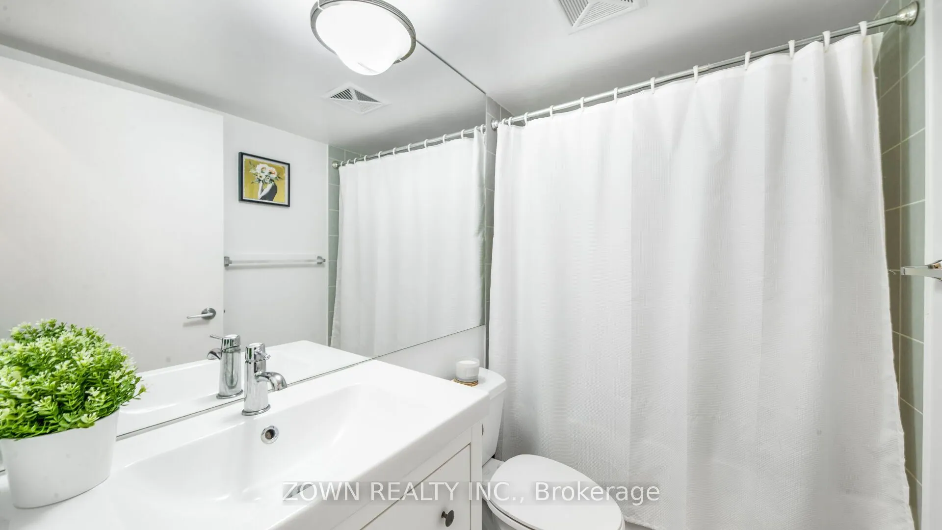 231 Fort York Boulevard #220