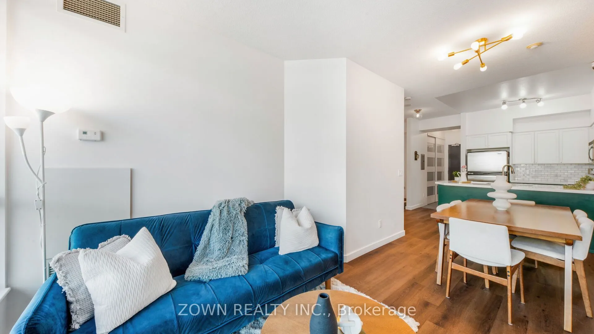 231 Fort York Boulevard #220