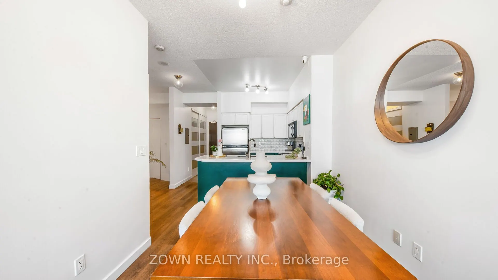 231 Fort York Boulevard #220