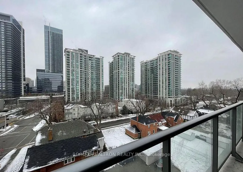 28 Avondale Avenue #1102