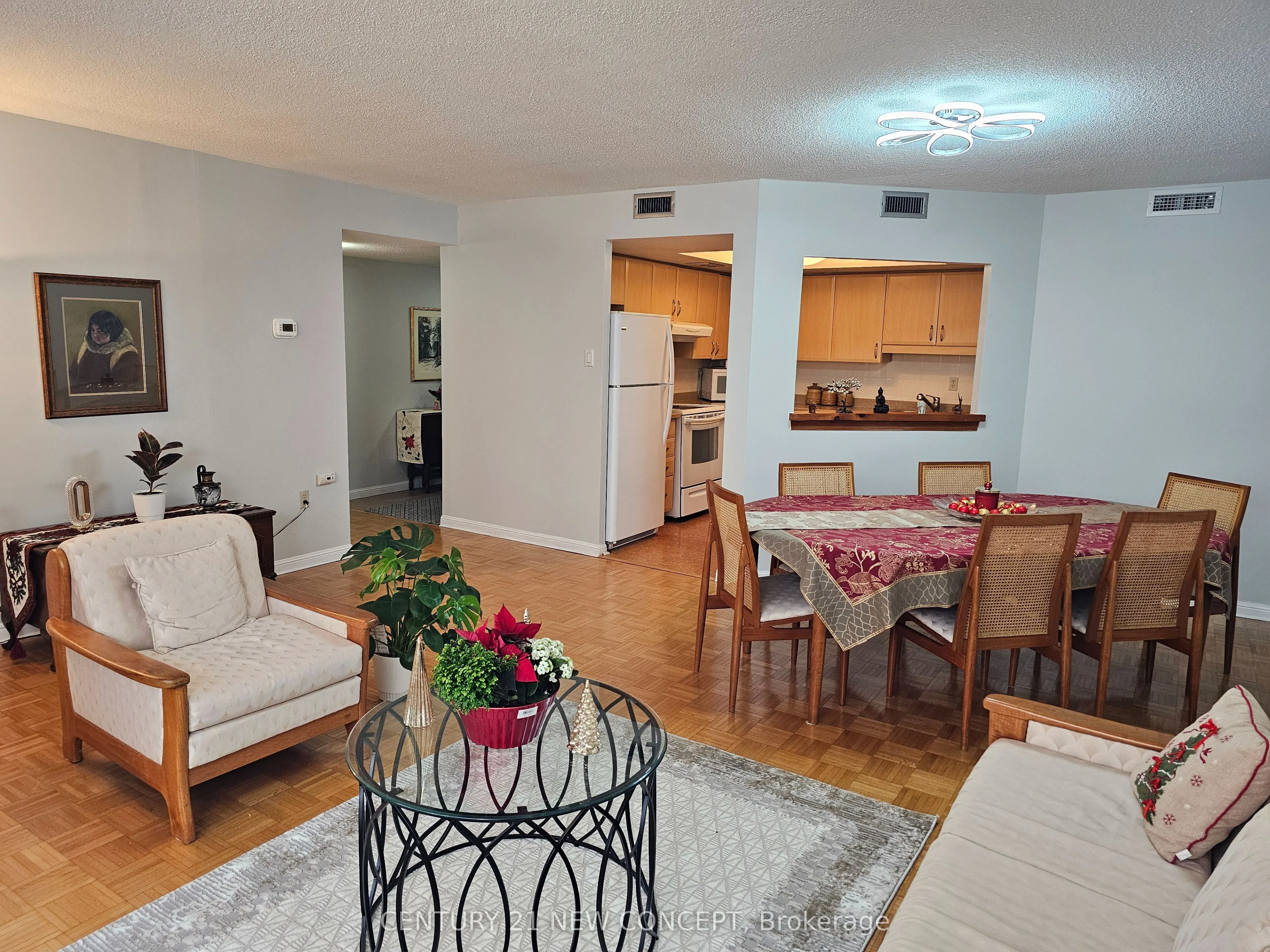 255 The Donway West E #123