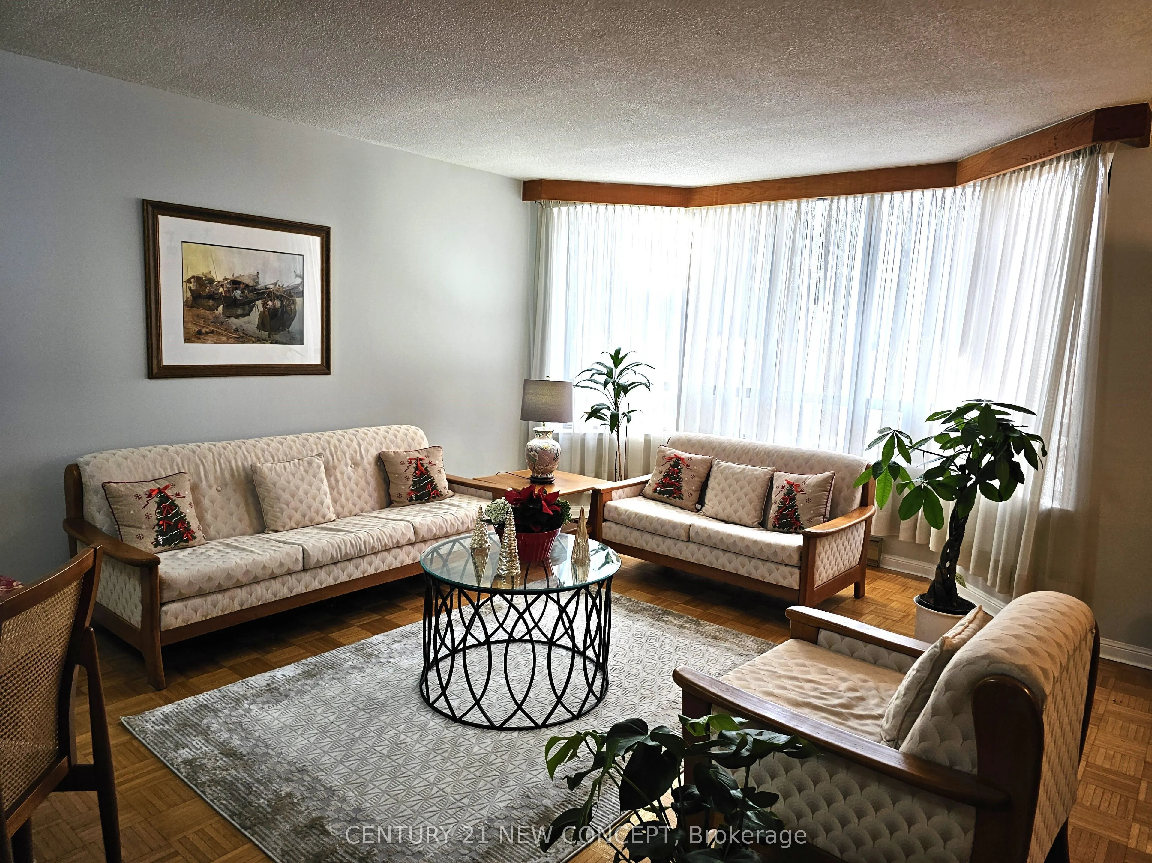 255 The Donway West E #123
