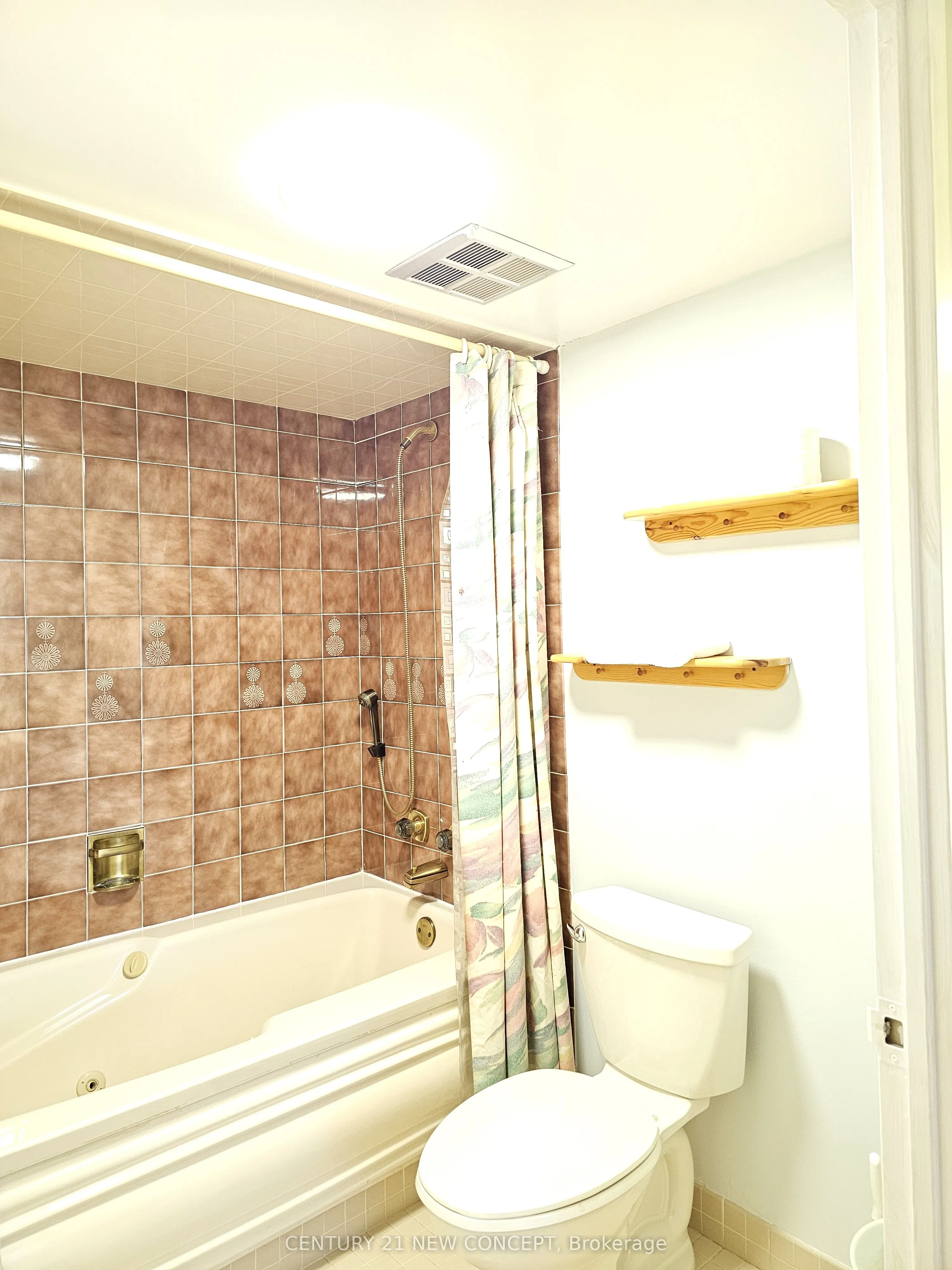 255 The Donway West E #123