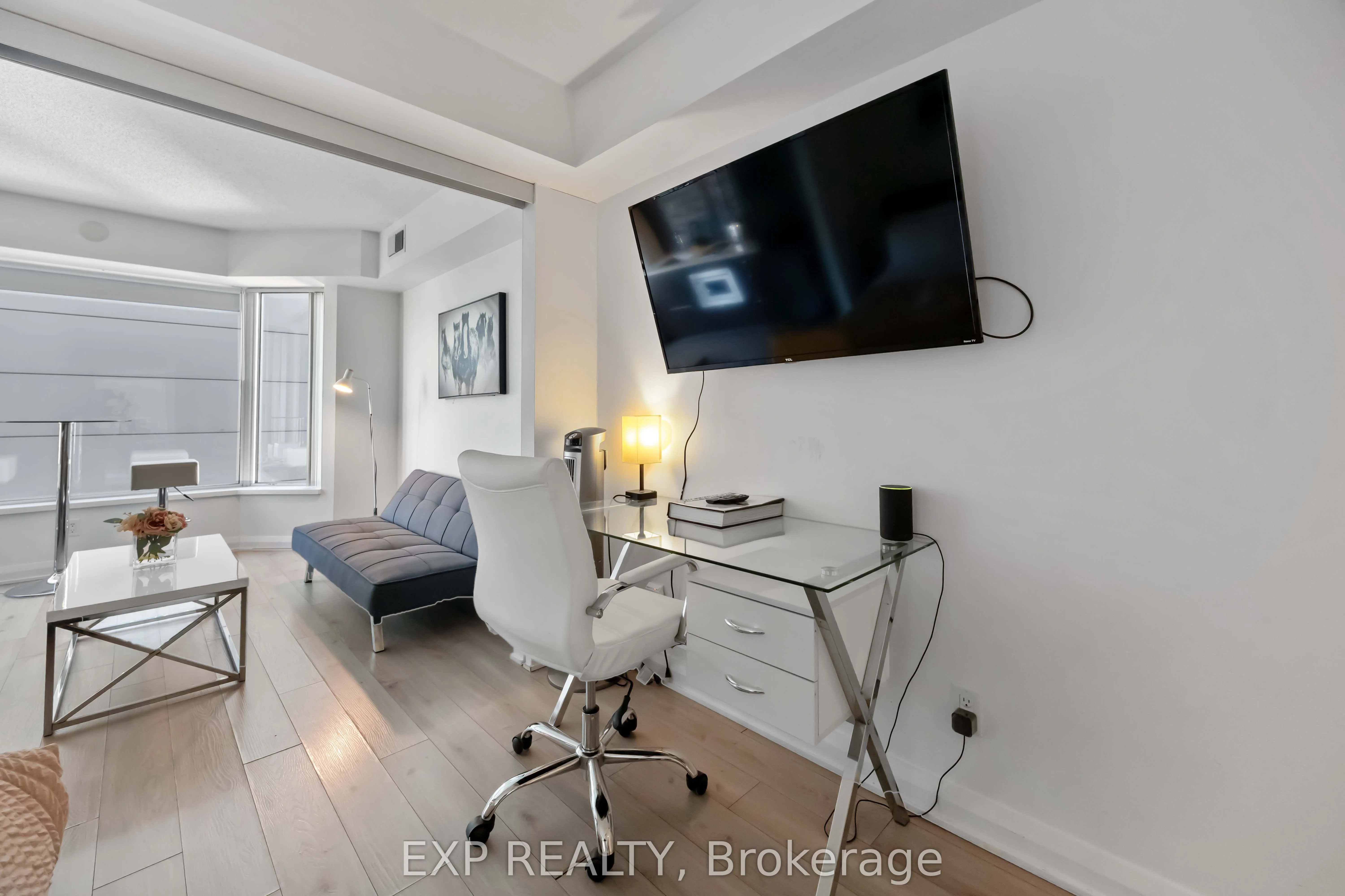 155 Yorkville Avenue #1106