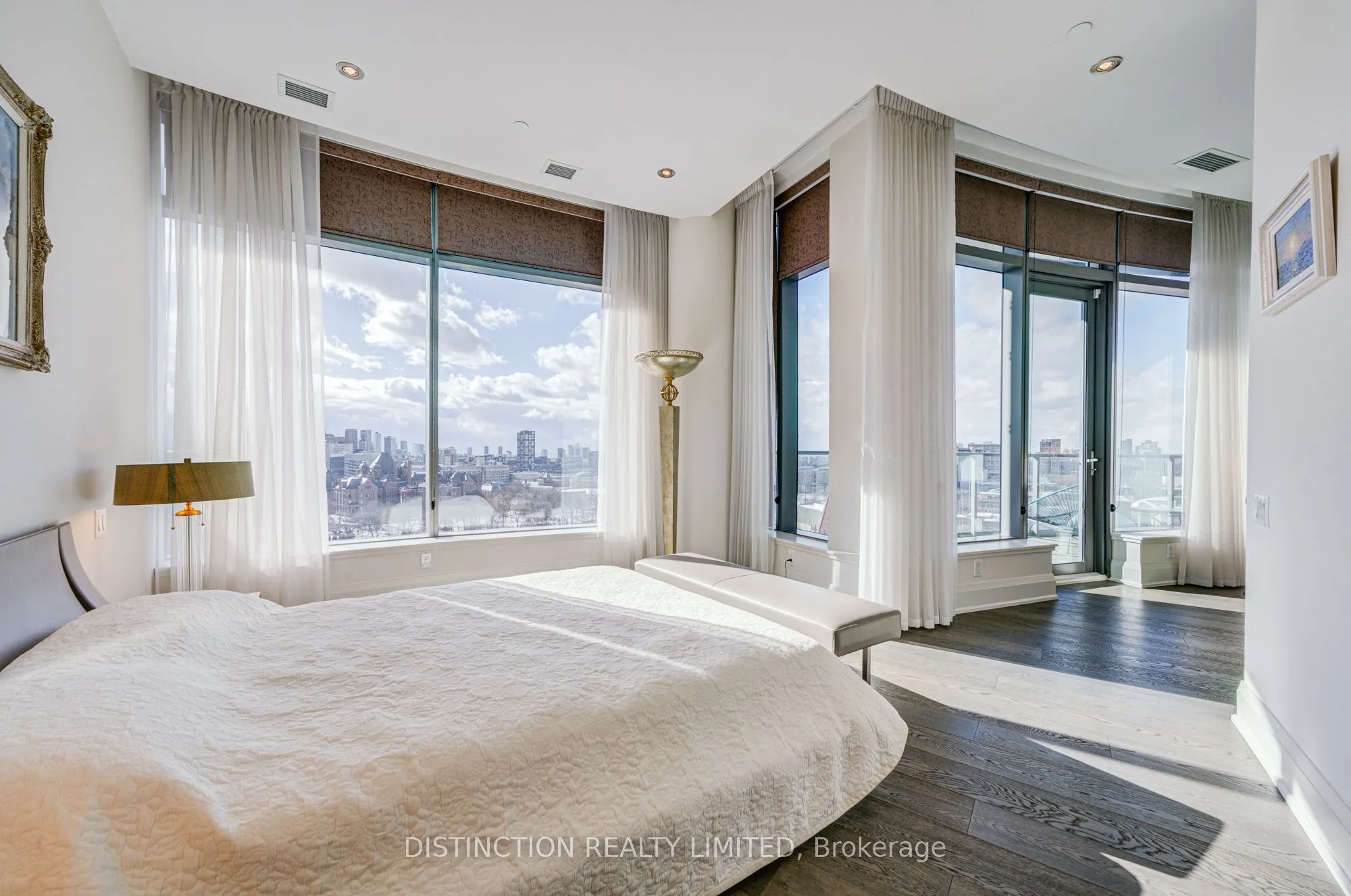 77 Charles Street W #1603