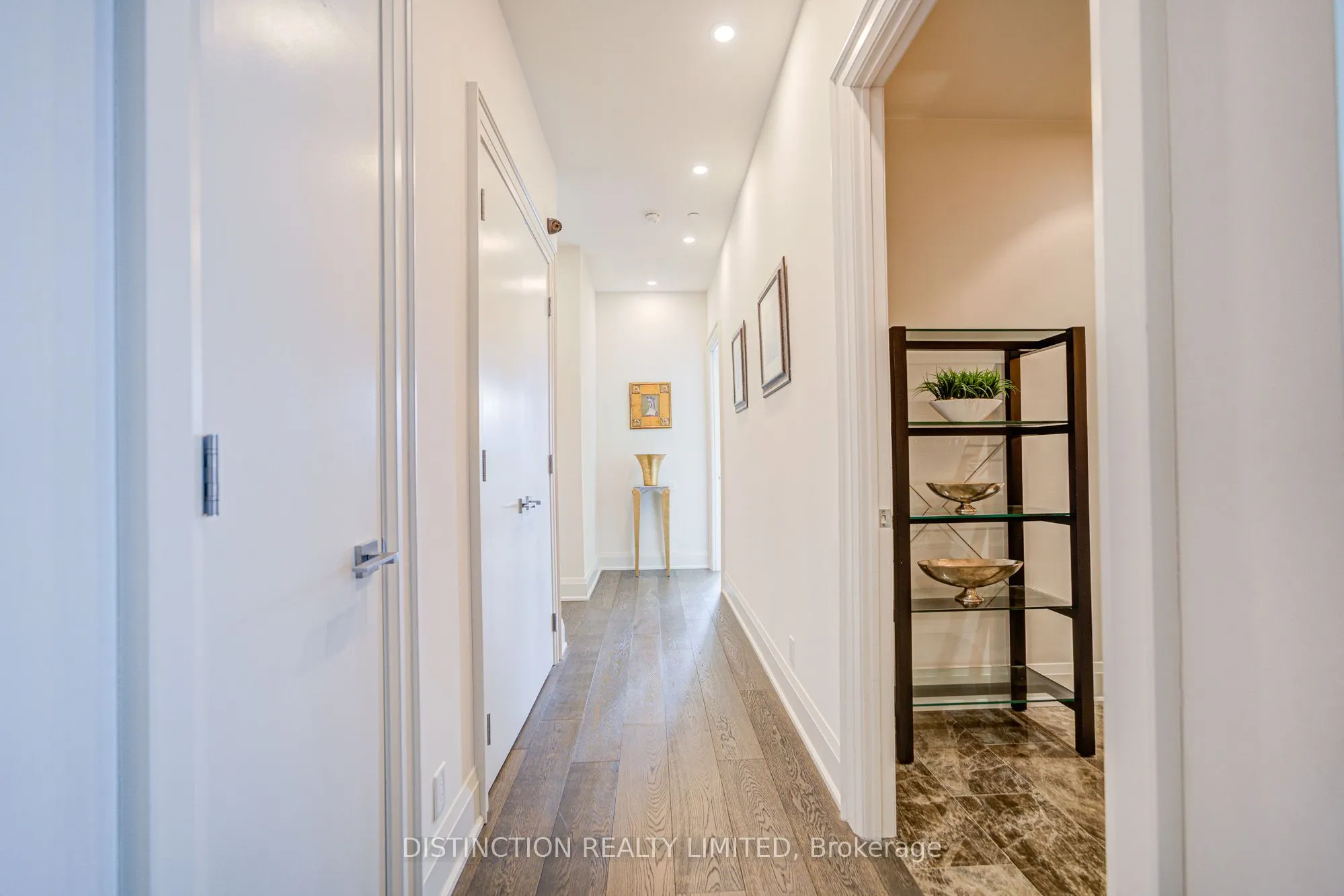 77 Charles Street W #1603
