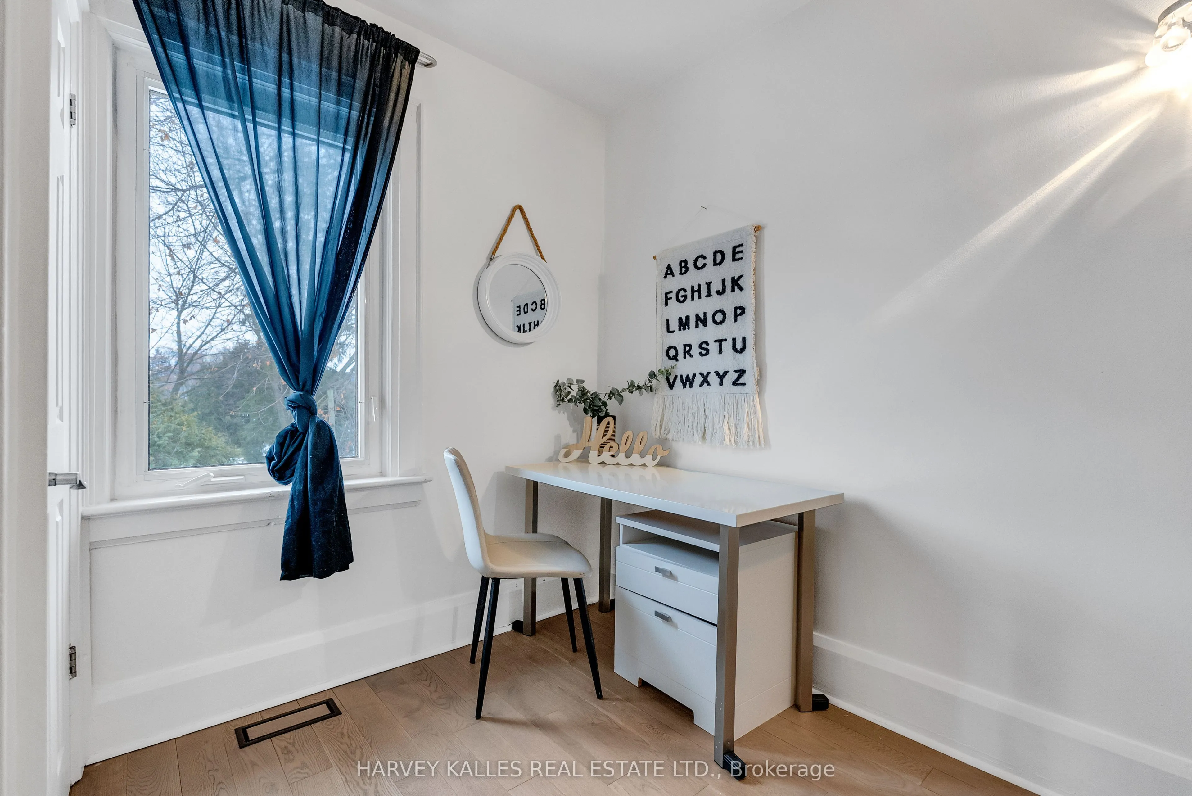 629 Duplex Avenue