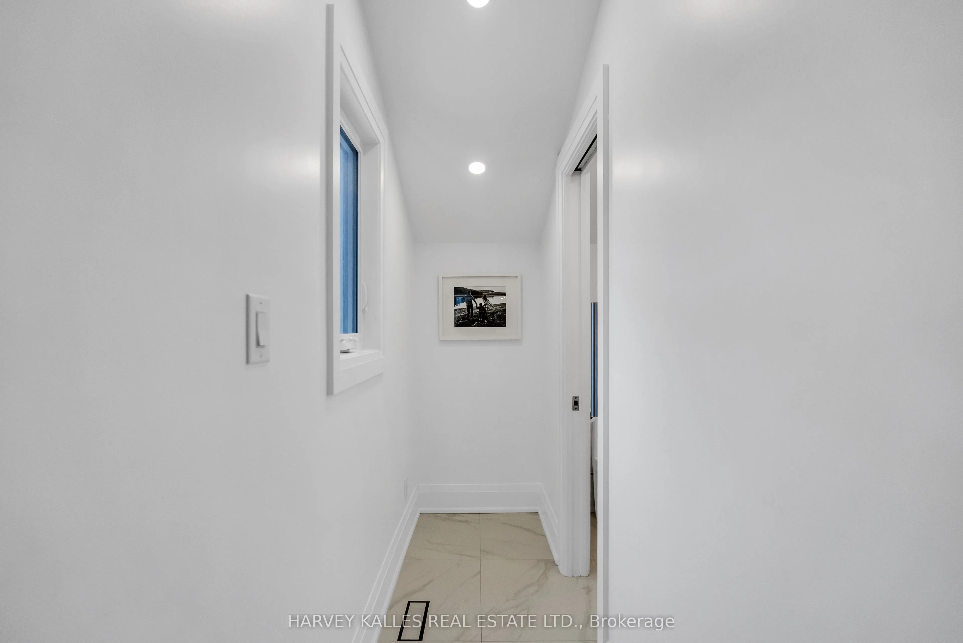 629 Duplex Avenue