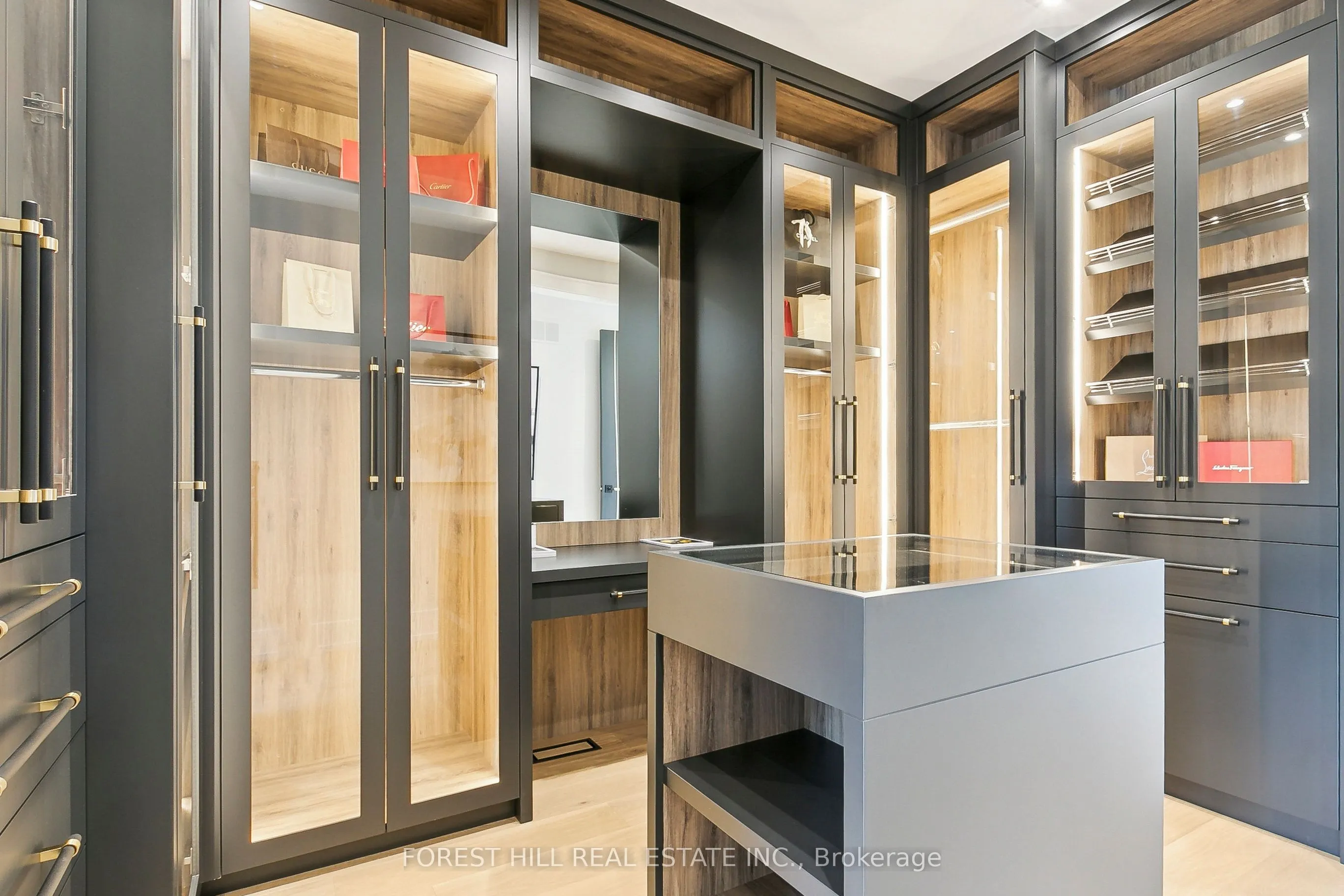 12 Otter Crescent