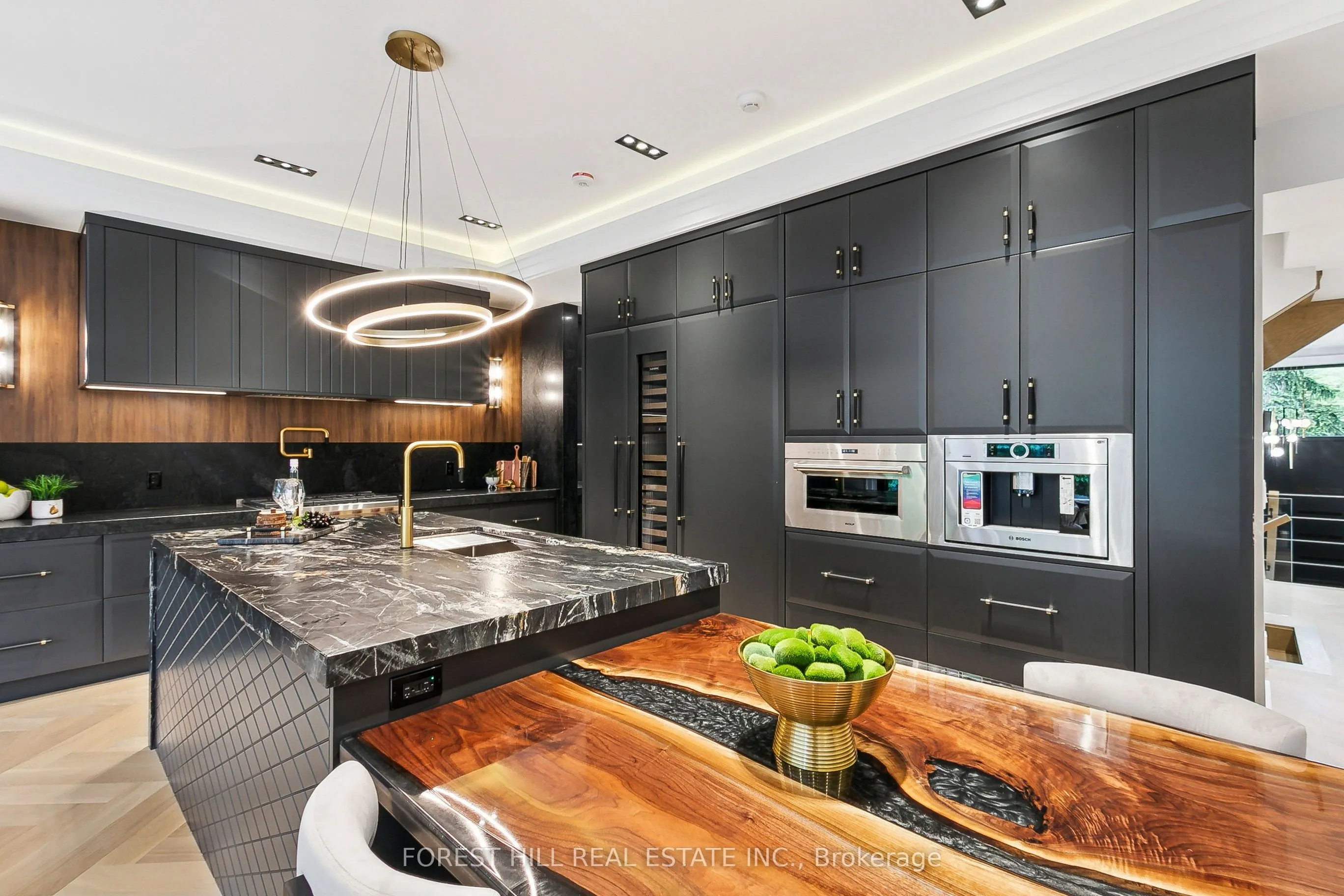 12 Otter Crescent