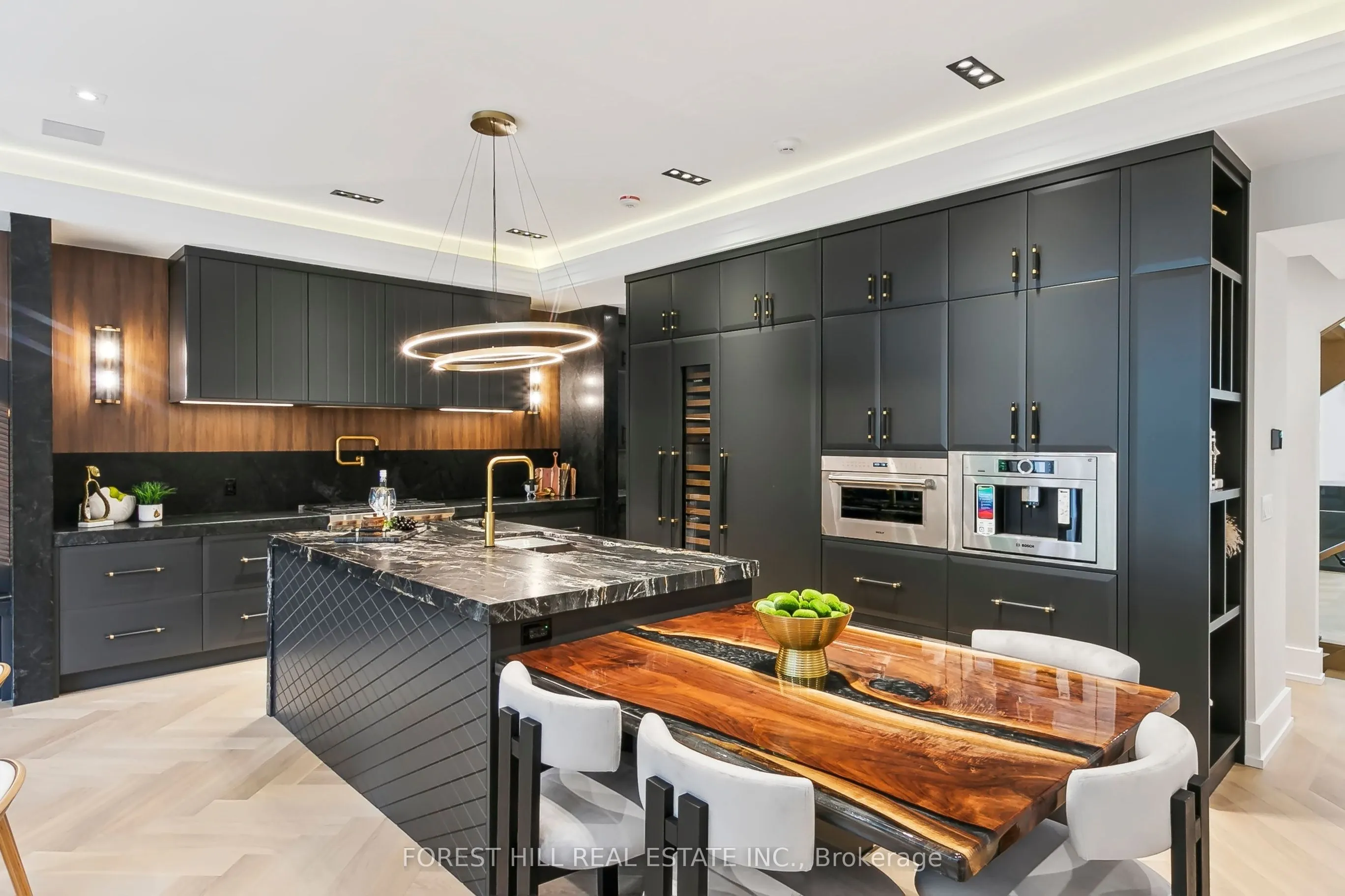 12 Otter Crescent