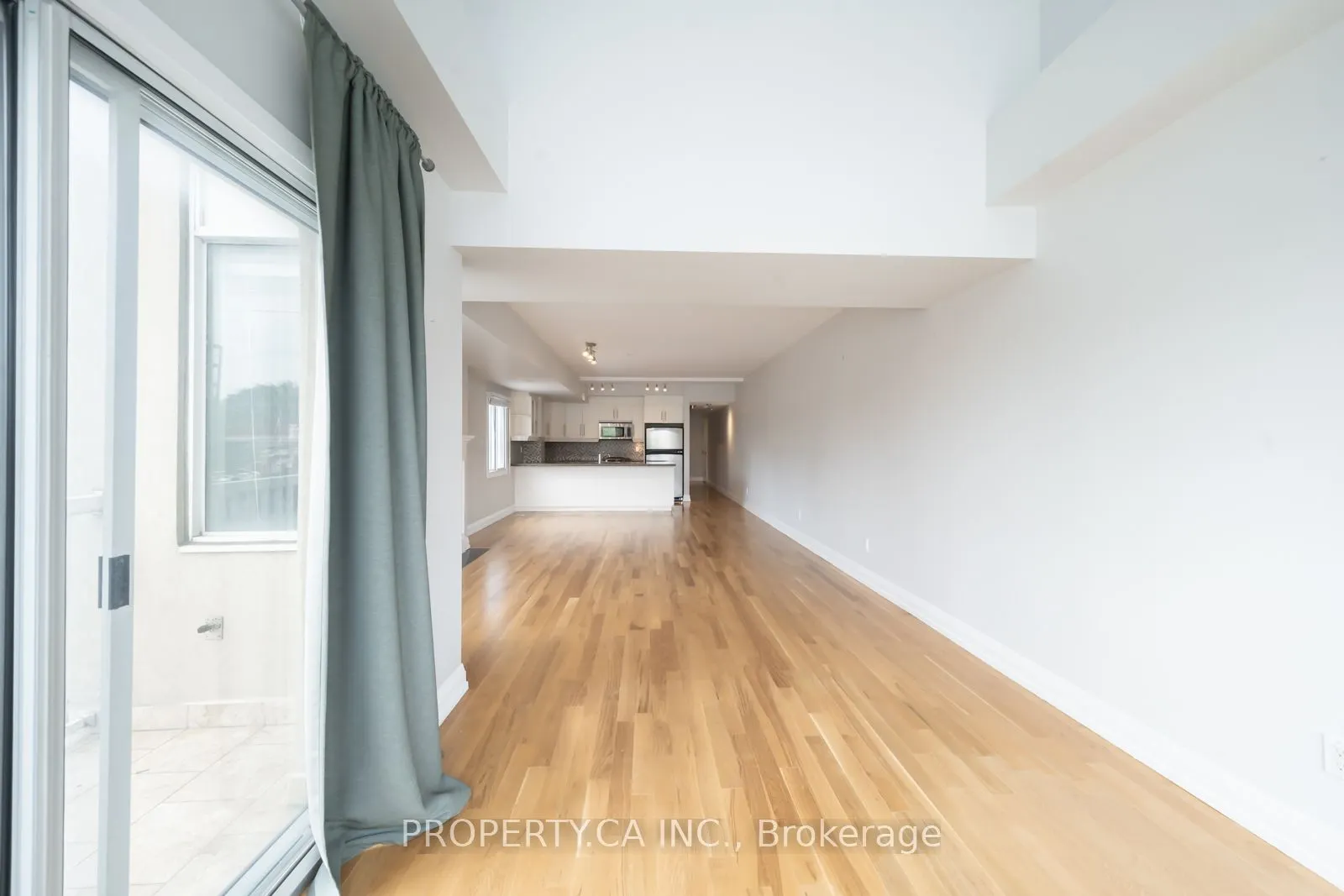 473 Dupont Street #2
