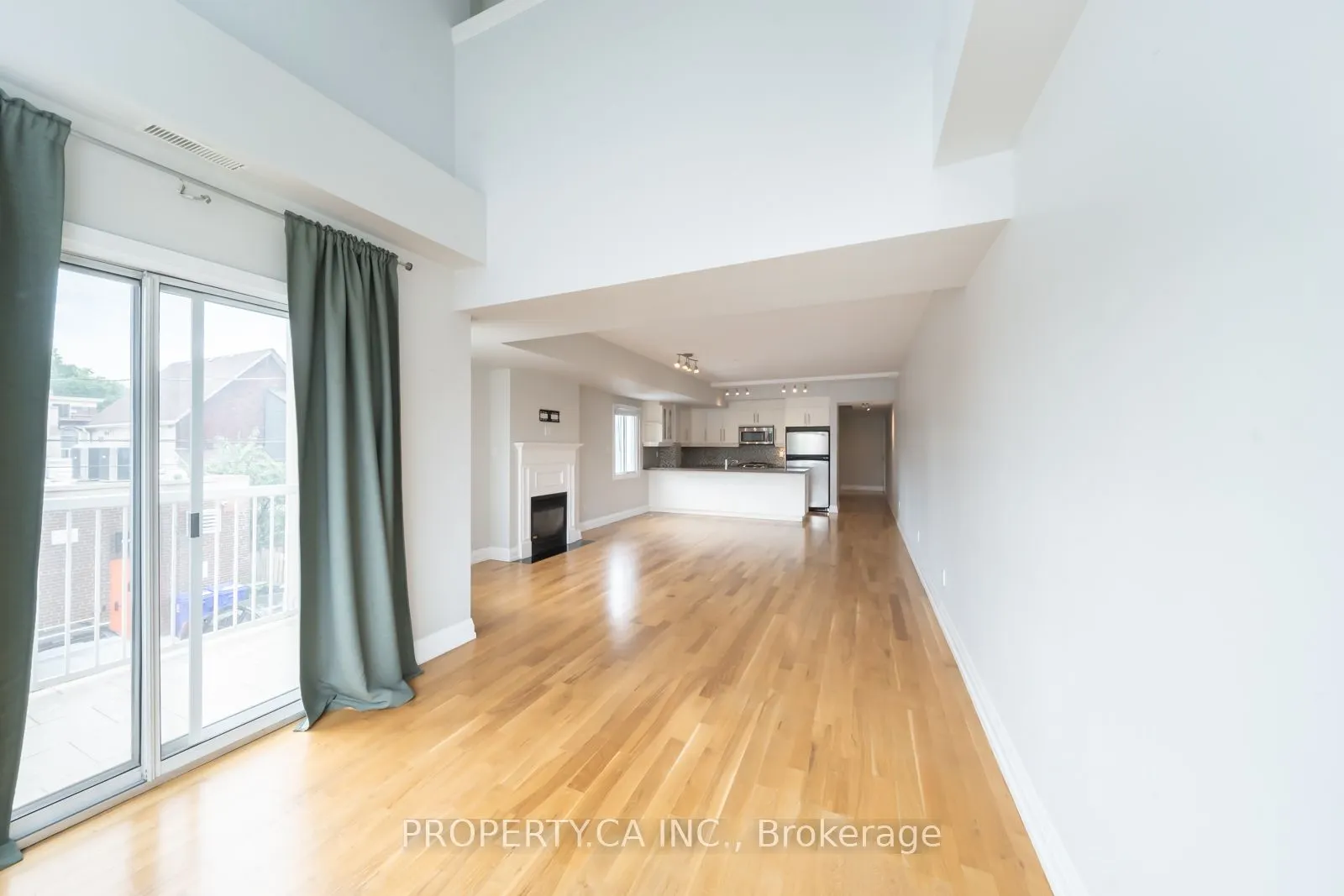 473 Dupont Street #2