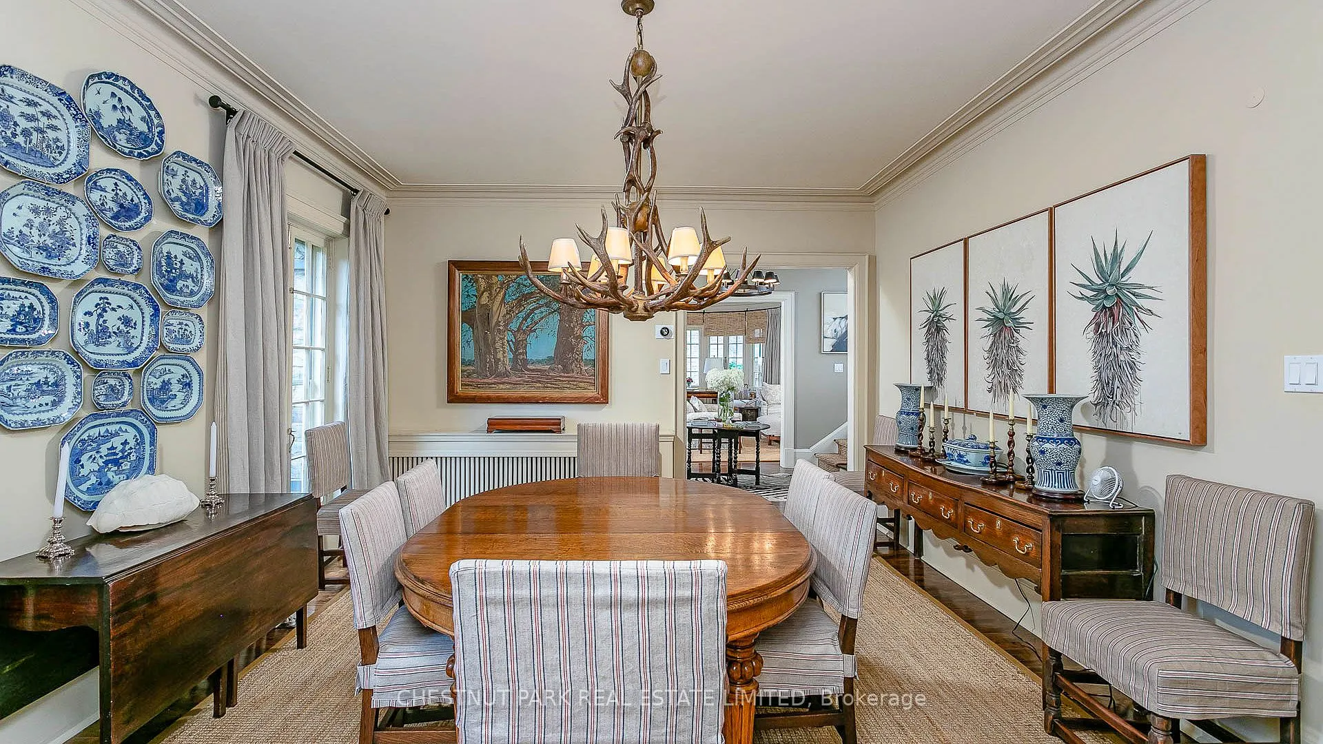 42 Lytton Boulevard